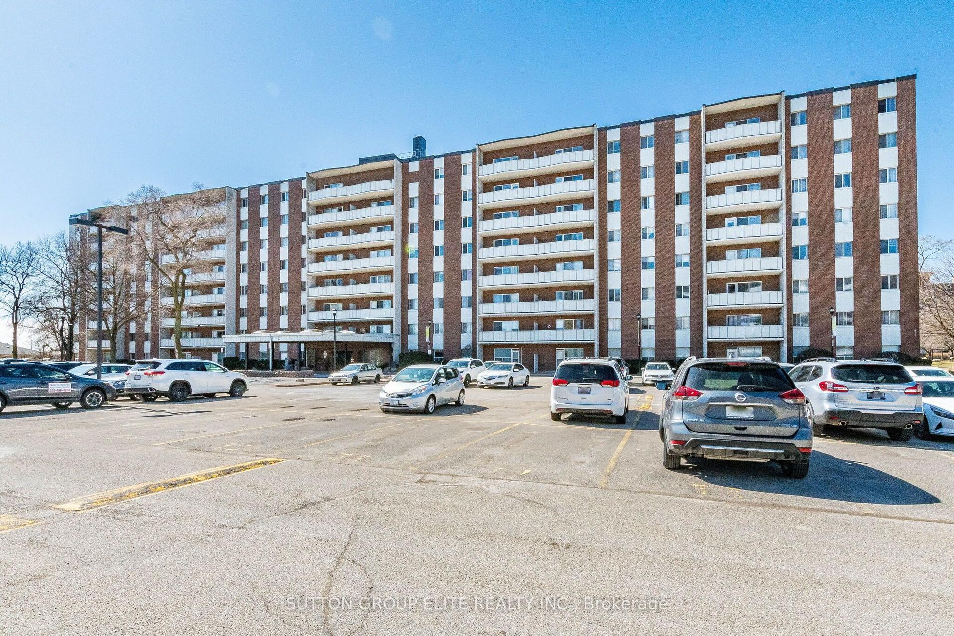 1660 Bloor Street 502 #502 — photo 1