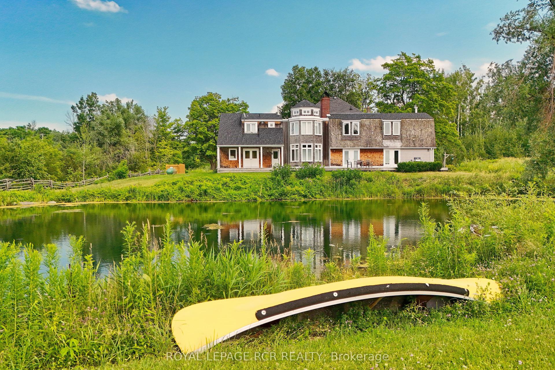 836206 4th Line — photo 1