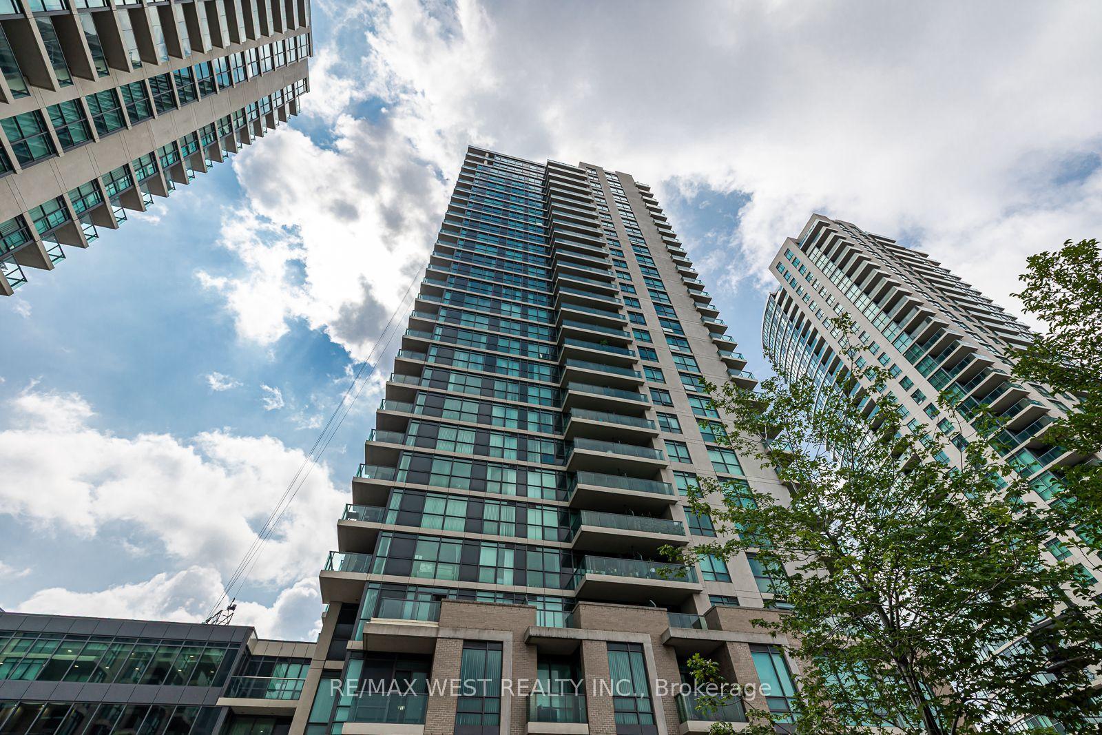 215 Sherway Gardens Road 212 #212, Toronto — Condo for lease, photo 1
