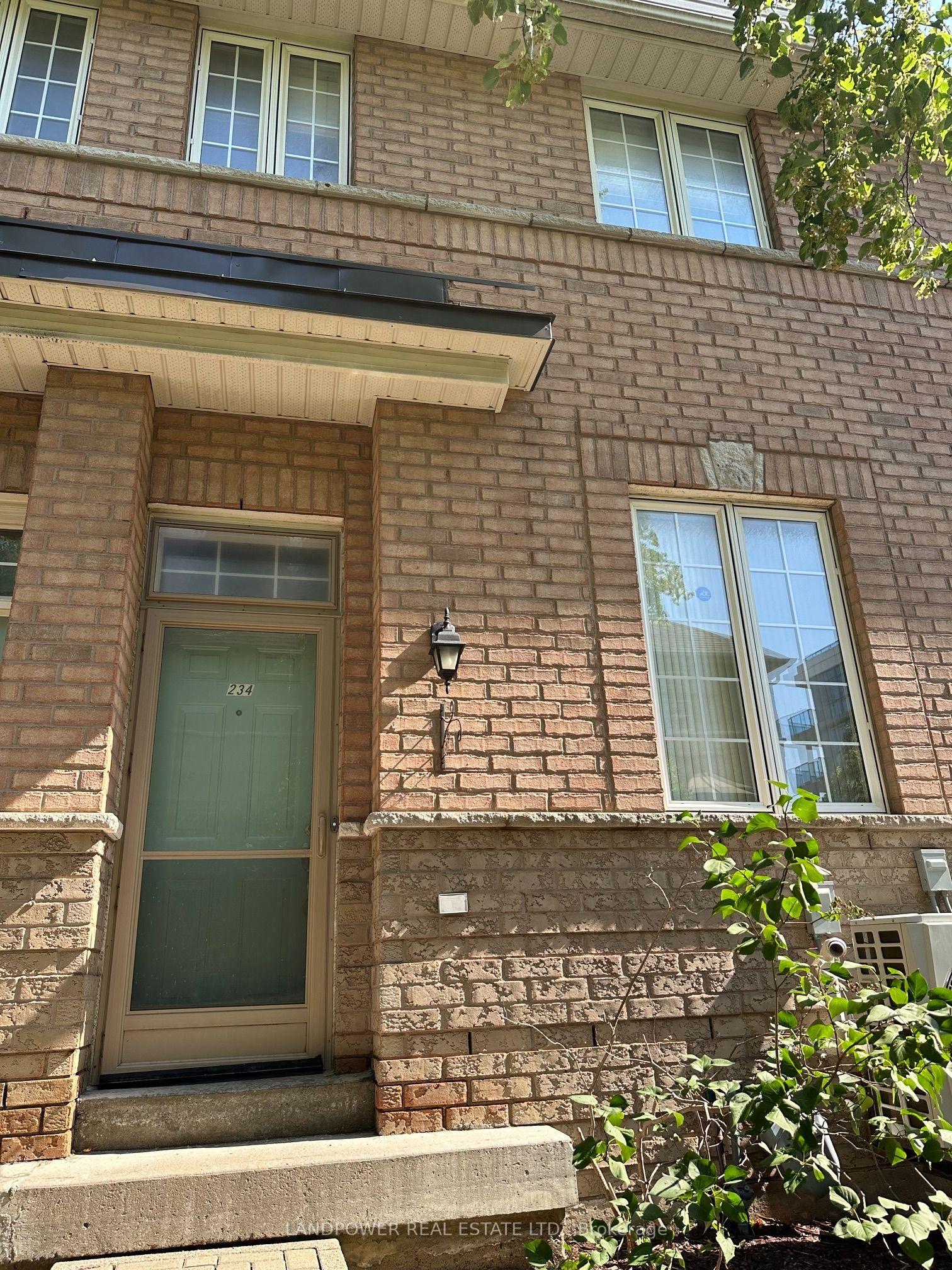 23 observatory Lane 234 #234, Richmond Hill — Condo Town for lease, photo 1