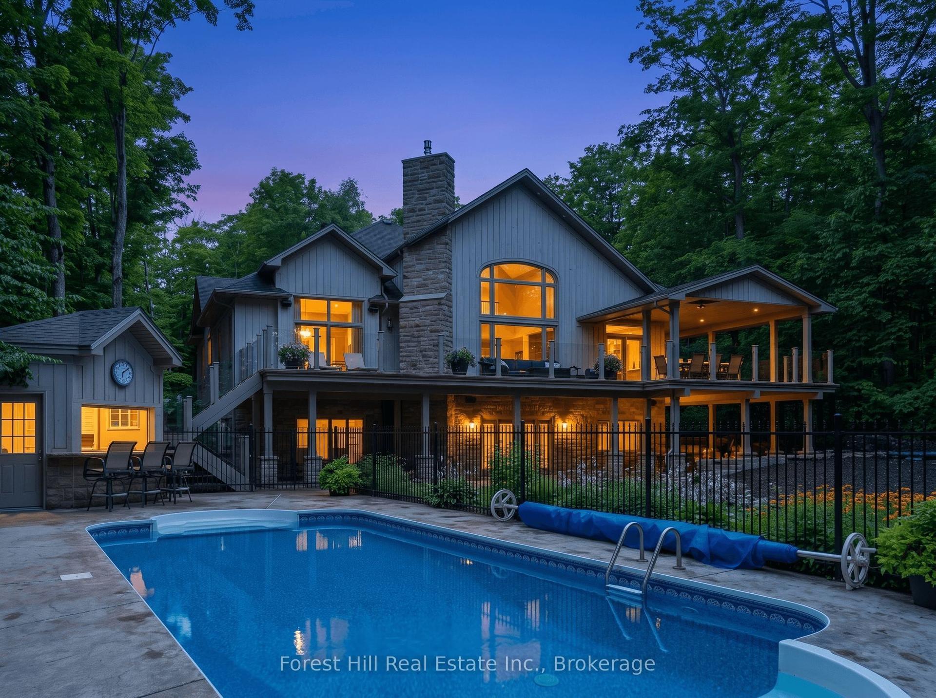 201 Peters Crescent, Grey Highlands — Detached for sale, photo 1
