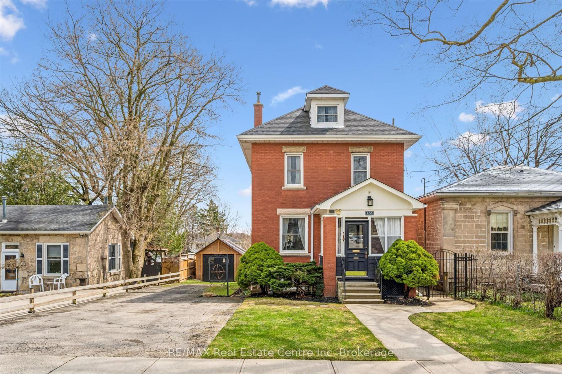 166 WATERLOO Avenue — photo 1
