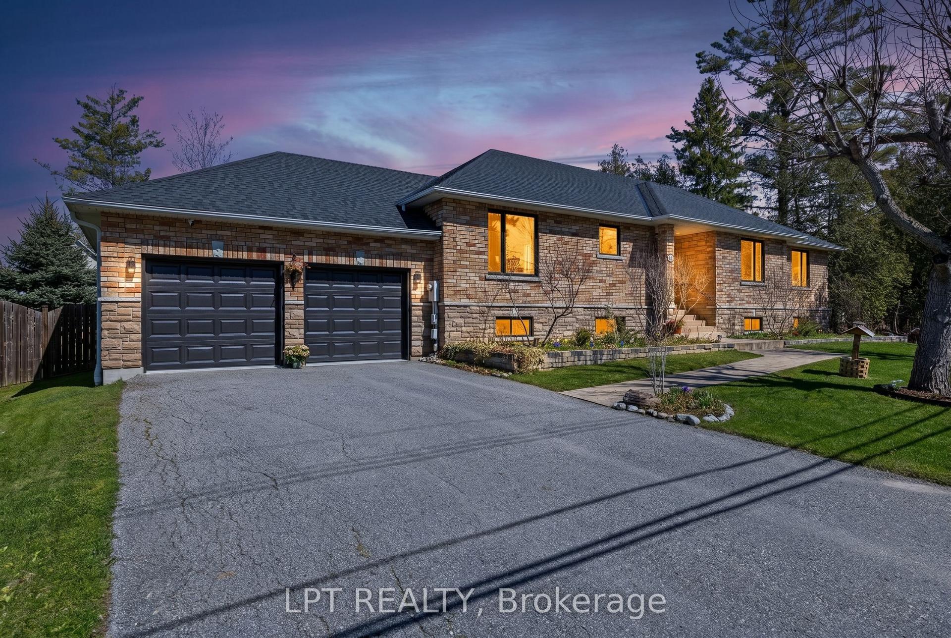 101 Maple Avenue — photo 1