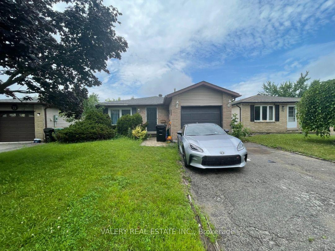 73 Hickling Trail Main #Main, Barrie — Detached for lease, photo 1