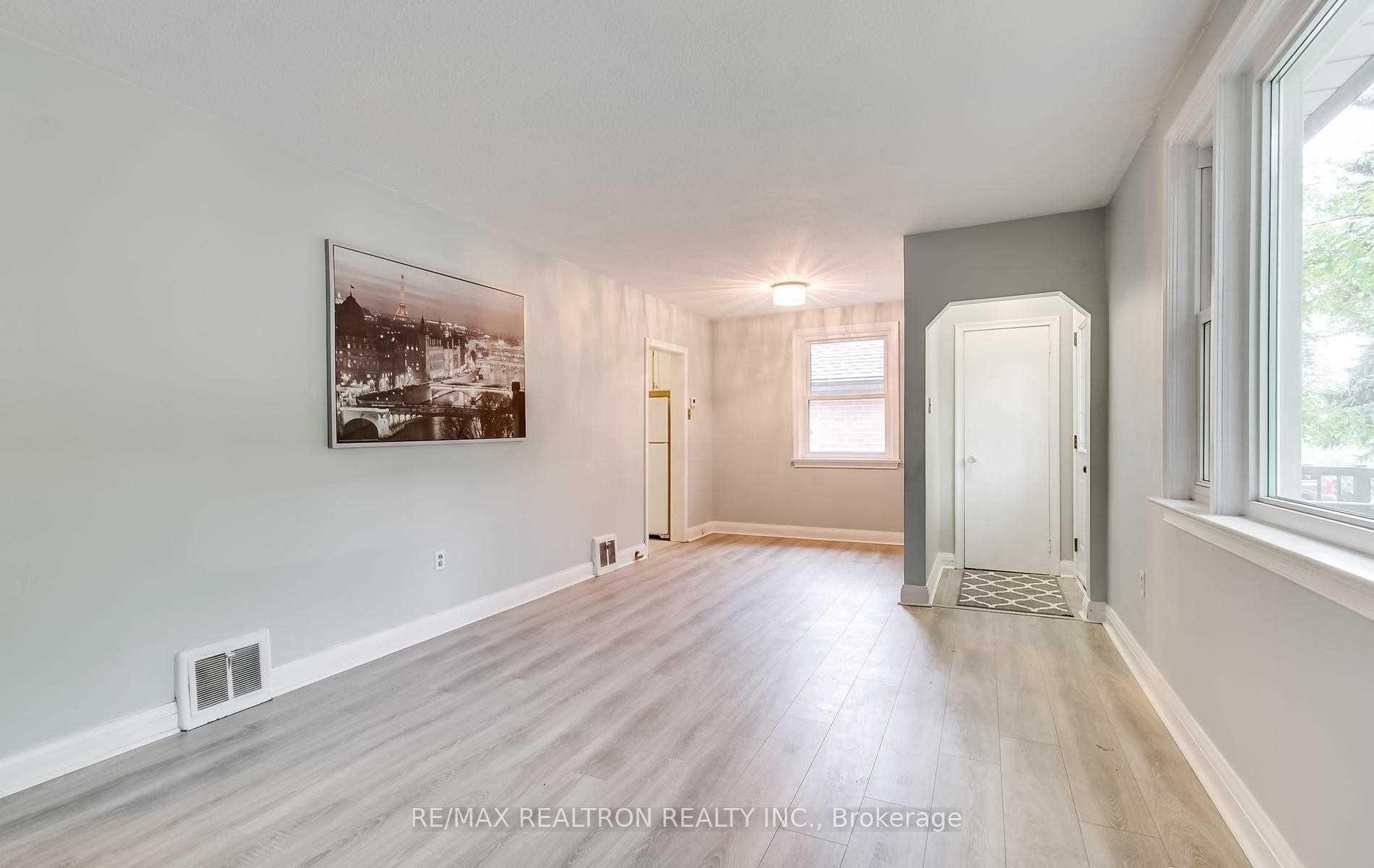 27 Highland Park, Markham — Detached for lease, photo 1