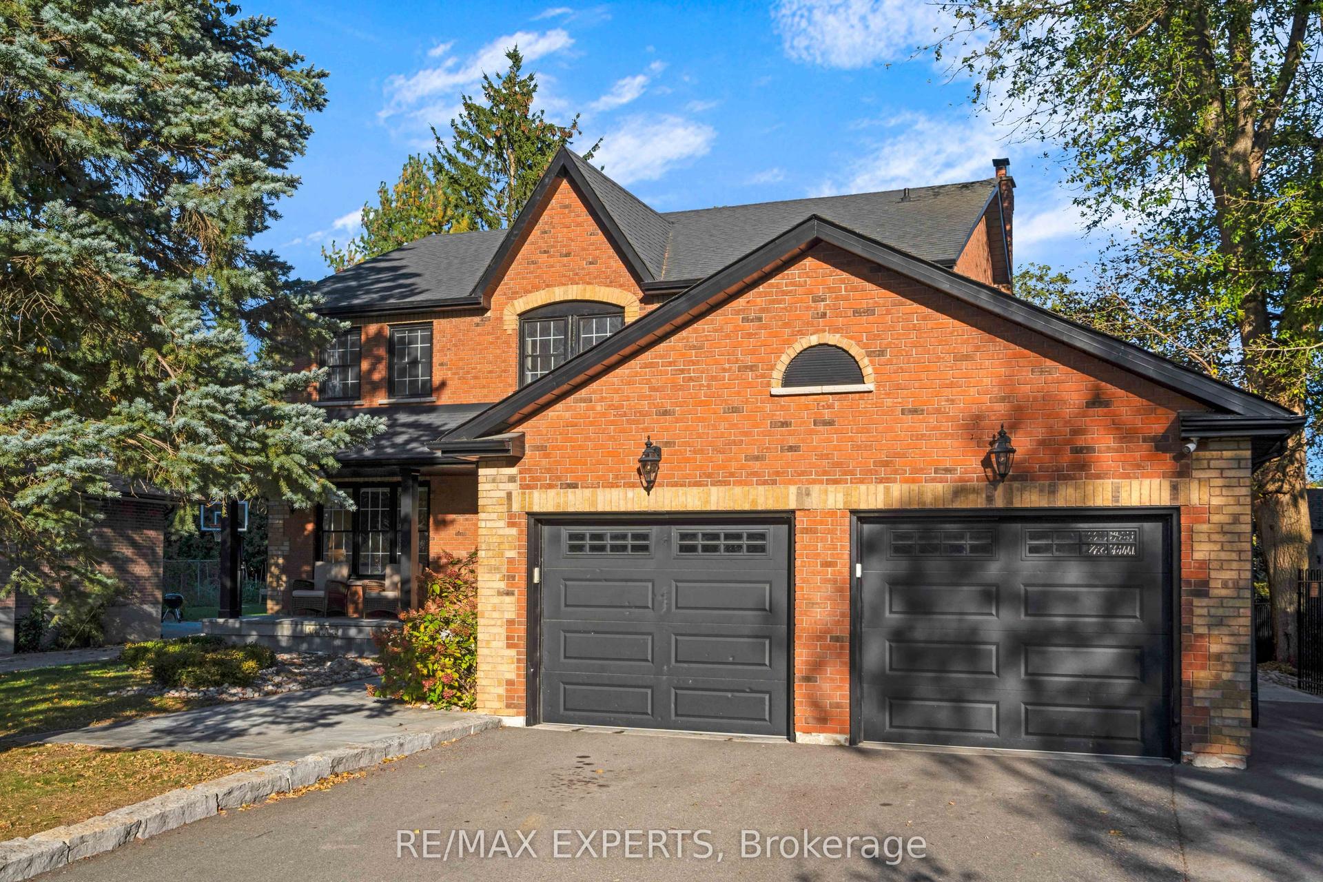 61 Fisher Street, King — Detached for sale, photo 1