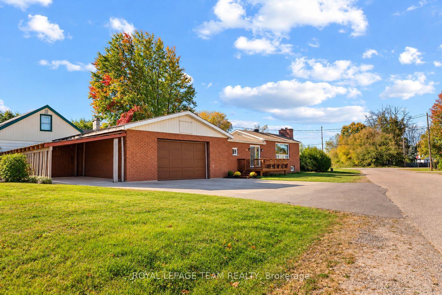 1126 POIRIER Street, Pembroke — Detached for sale, photo 1