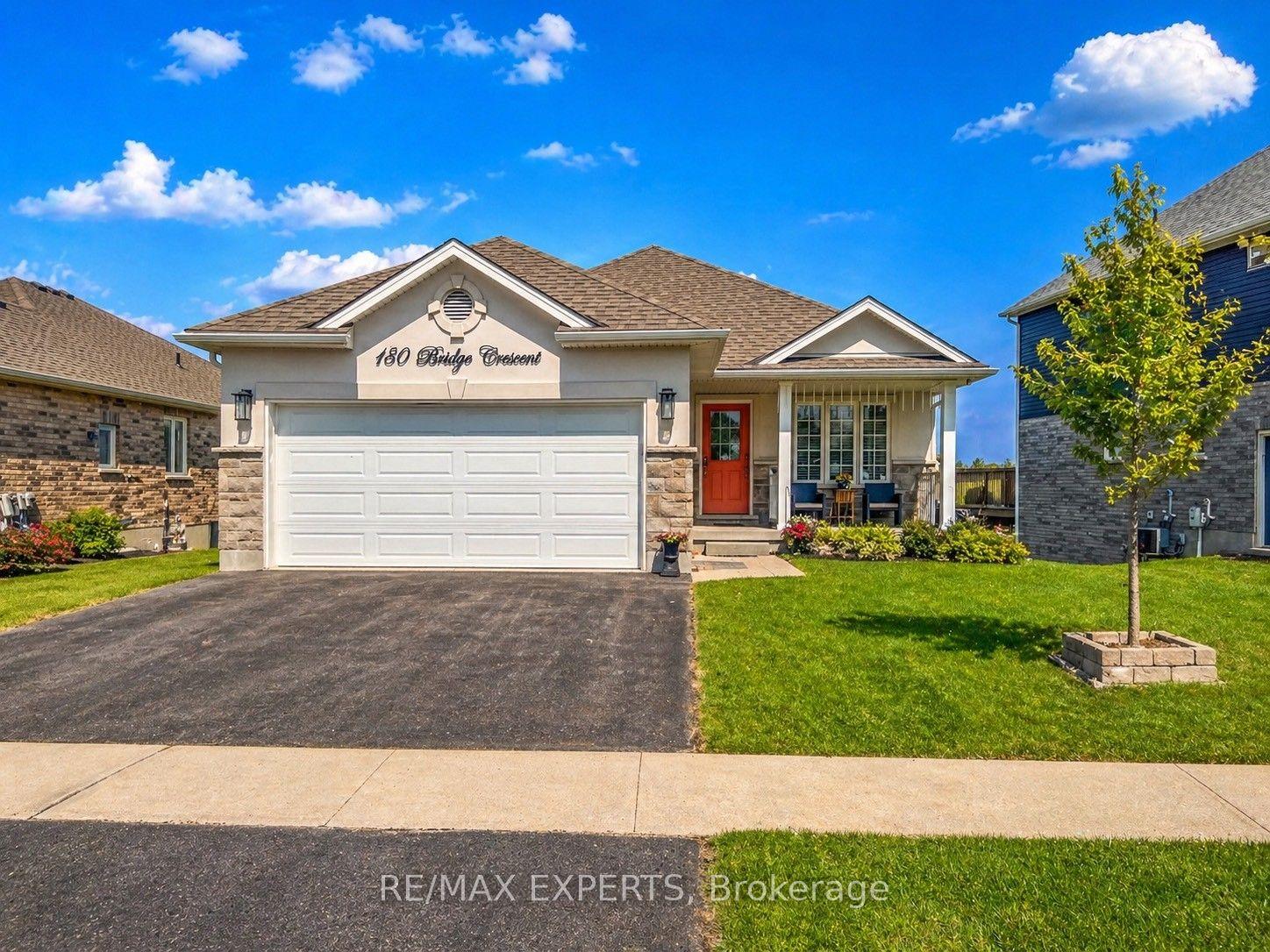 150 Bridge Crescent — photo 1