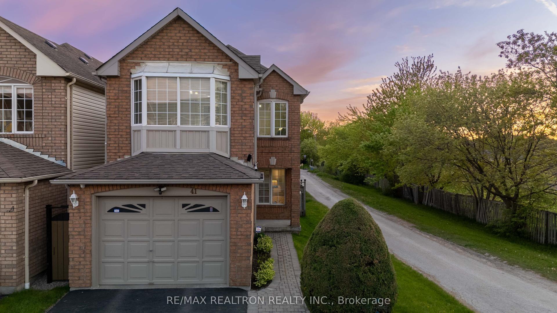 41 Lax Avenue — photo 1