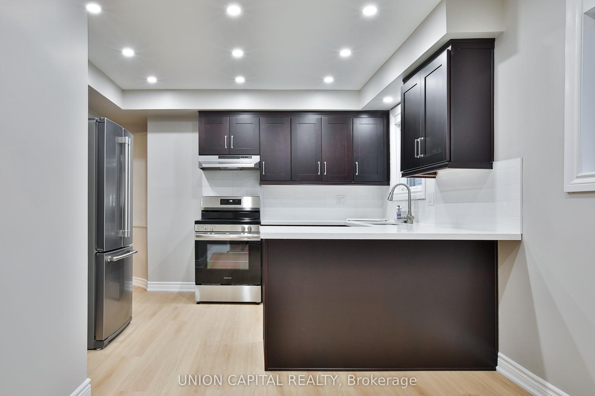 131 Romfield Circuit Upper #Upper, Markham — Detached for lease, photo 1