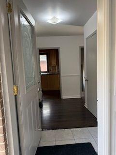 416 Lees Lane, Oakville — Detached for lease, photo 1