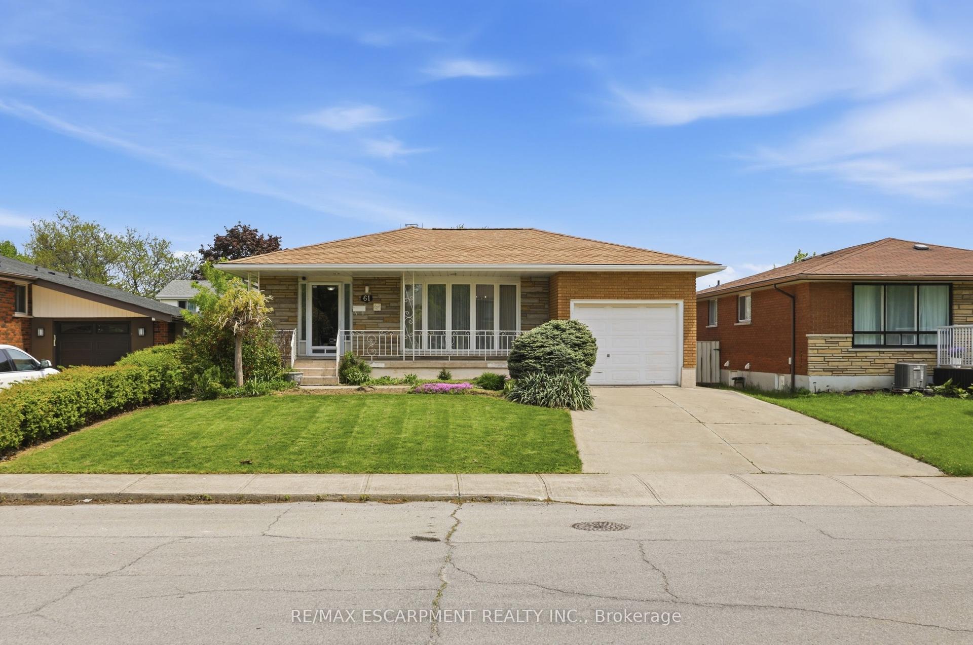 61 BELLINGHAM Drive — photo 1