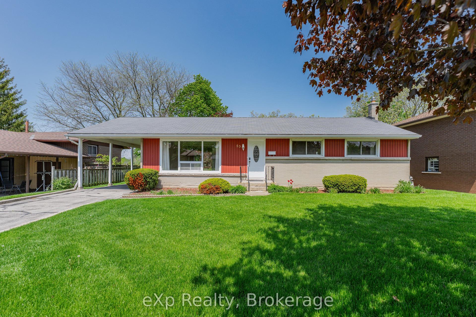 53 Woodland Drive — photo 1