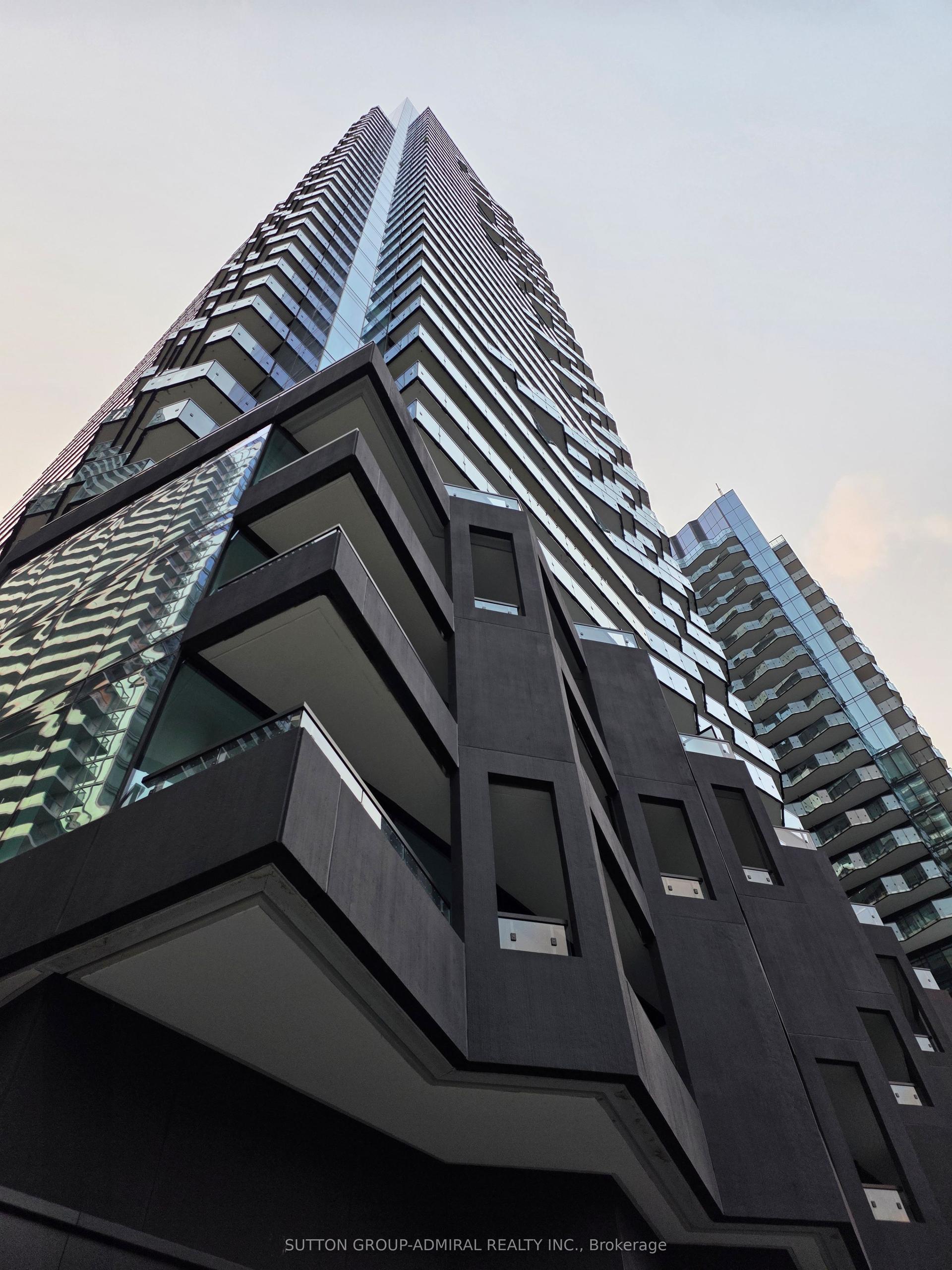 110 Broadway Avenue 401 #401, Toronto — Condo for lease, photo 1