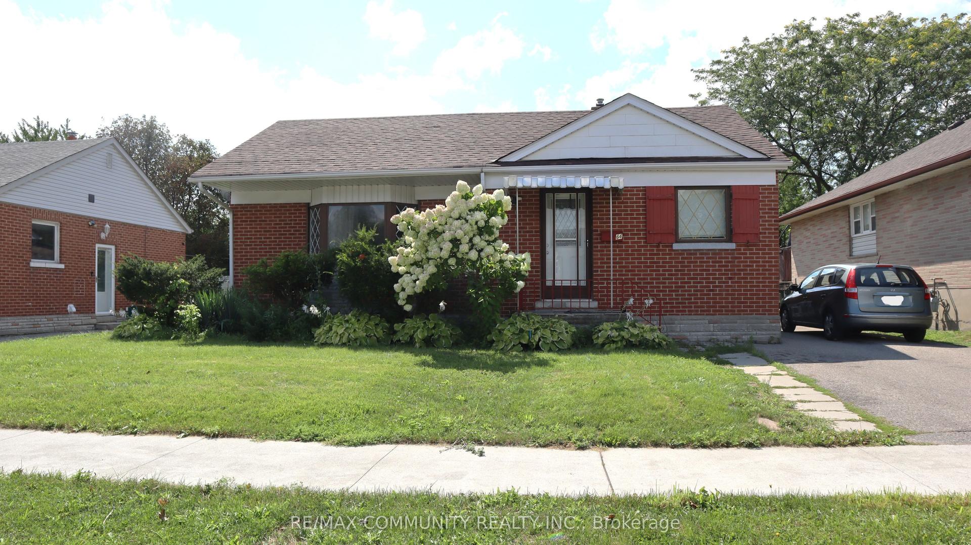 64 Admiral Road, Ajax — Detached for lease, photo 1