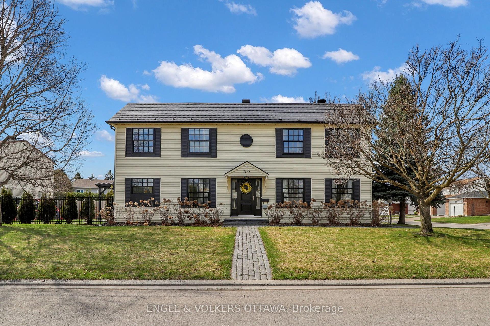 30 Birkett Street — photo 1