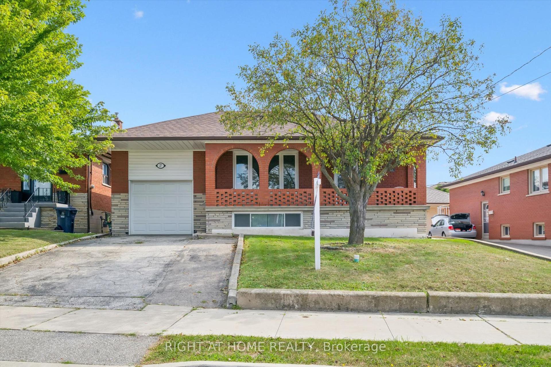 27 Jocada Road, Toronto — Detached for sale, photo 1
