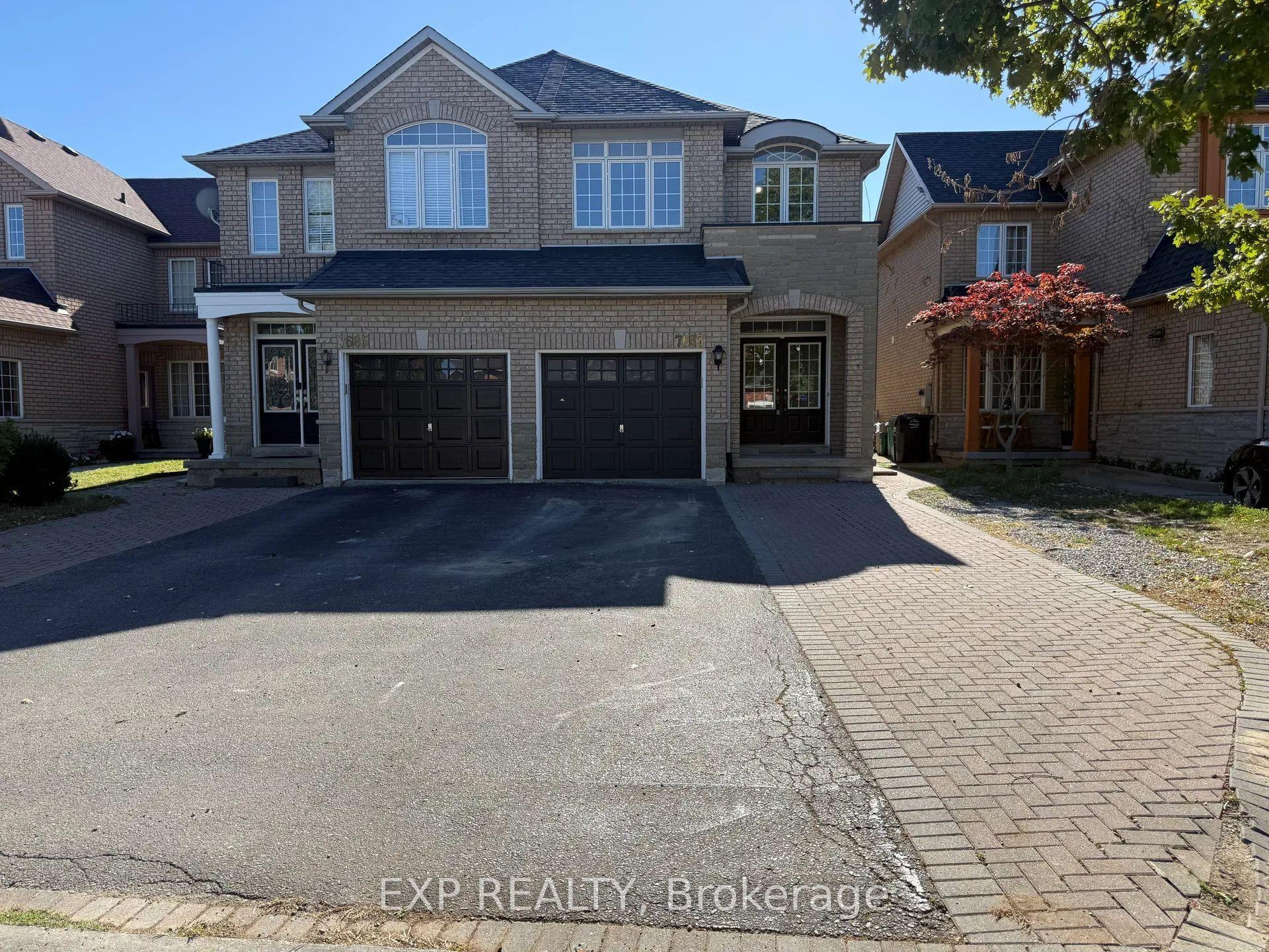 7683 Black Walnut Trail, Mississauga — Semi-Detached for lease, photo 1