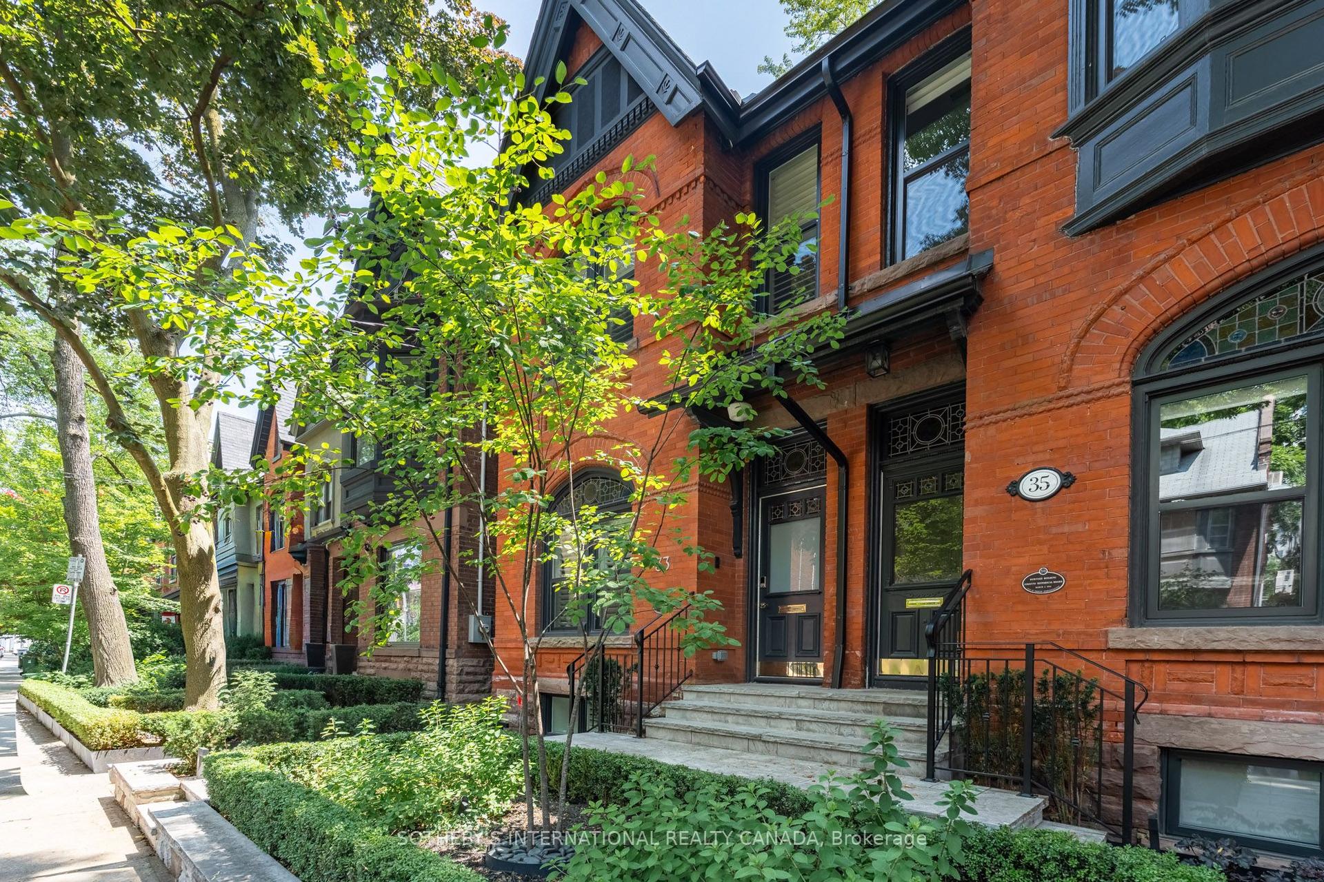 33 Tranby Avenue, Toronto — Semi-Detached for sale, photo 1