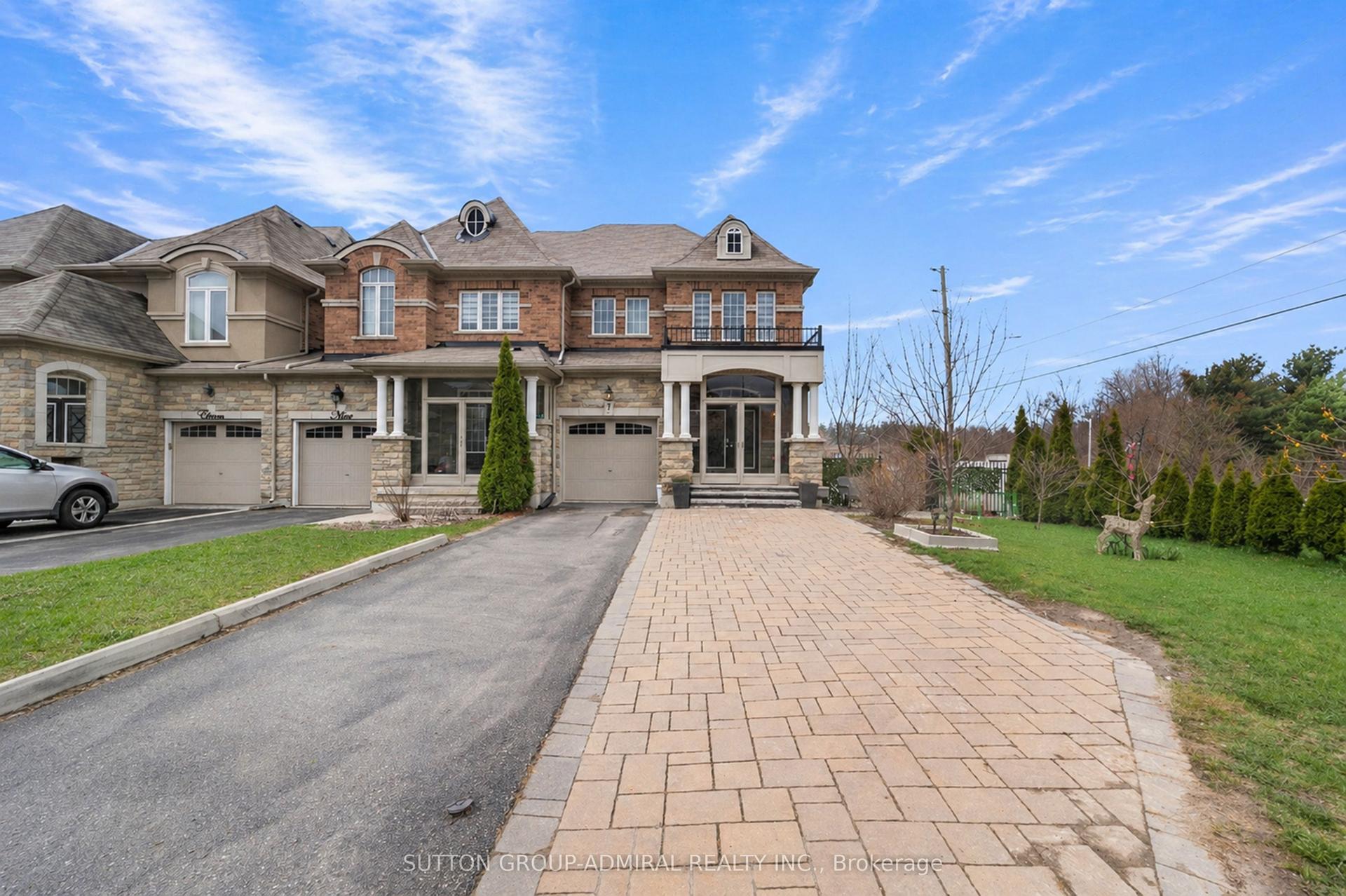 7 Gamble Glen Crescent — photo 1