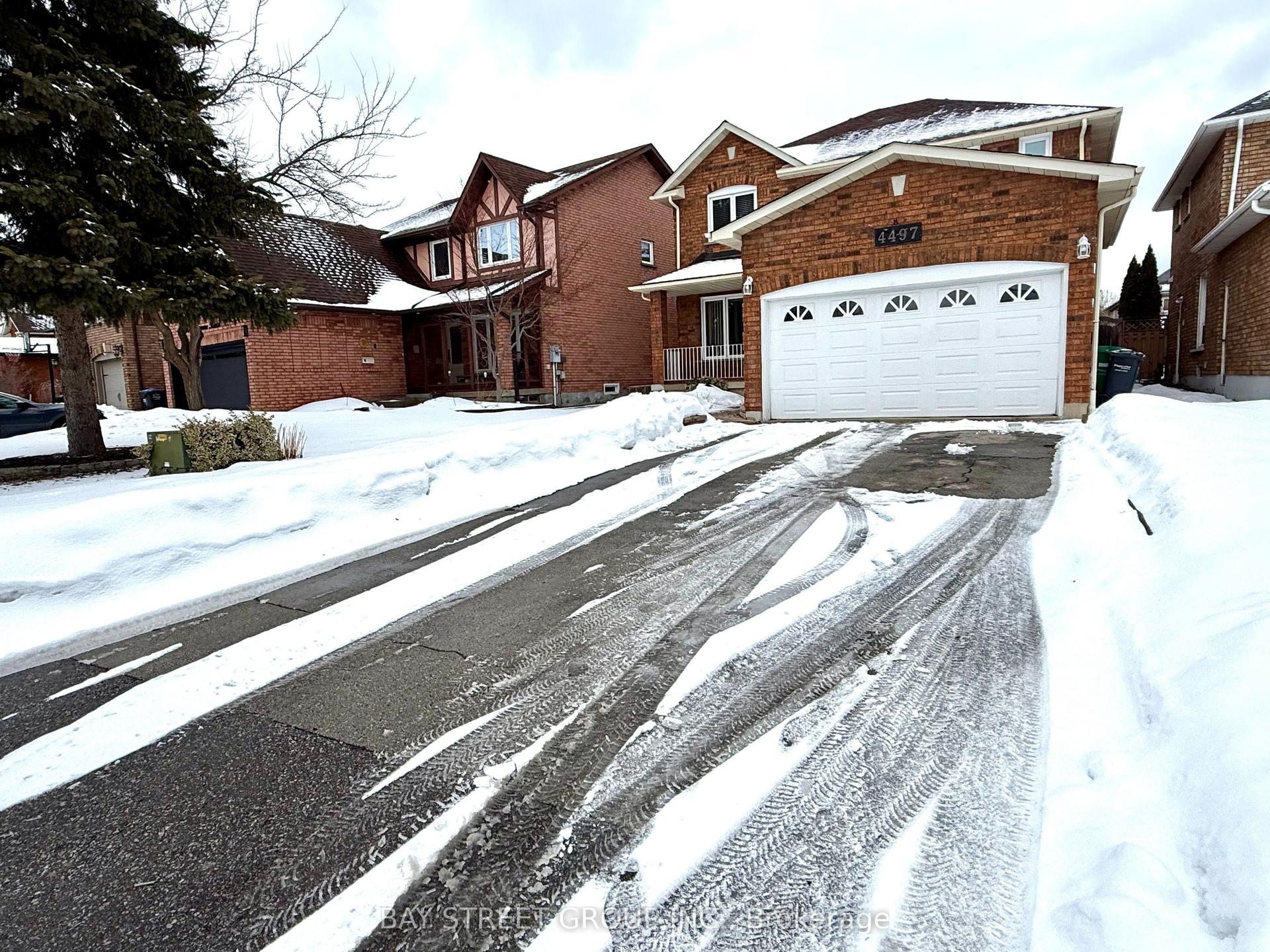 4497 Longmoor Road Room 1 #Room 1, Mississauga — Detached for lease, photo 1