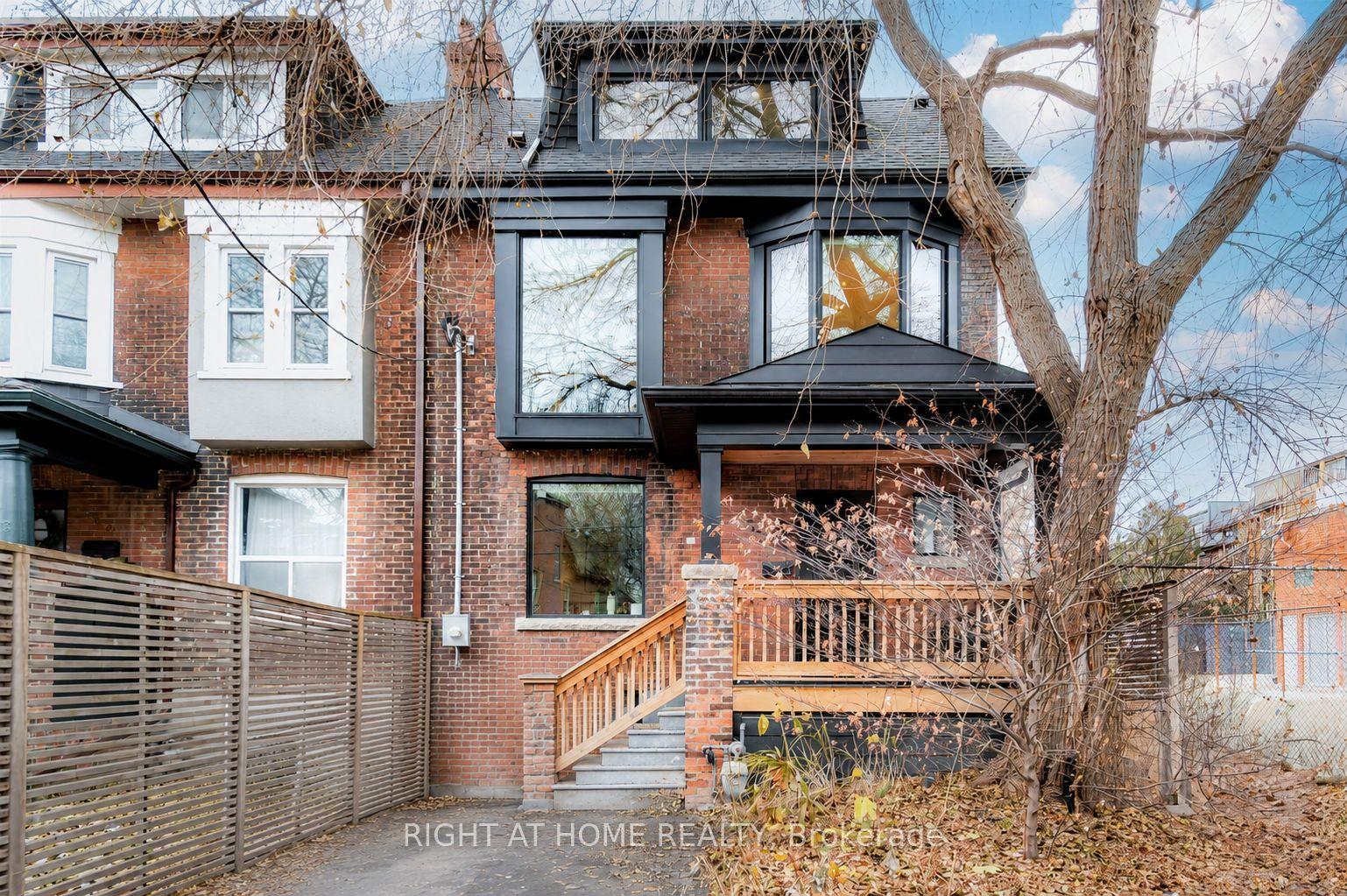 65 Rusholme Park Crescent, Toronto — Semi-Detached for lease, photo 1