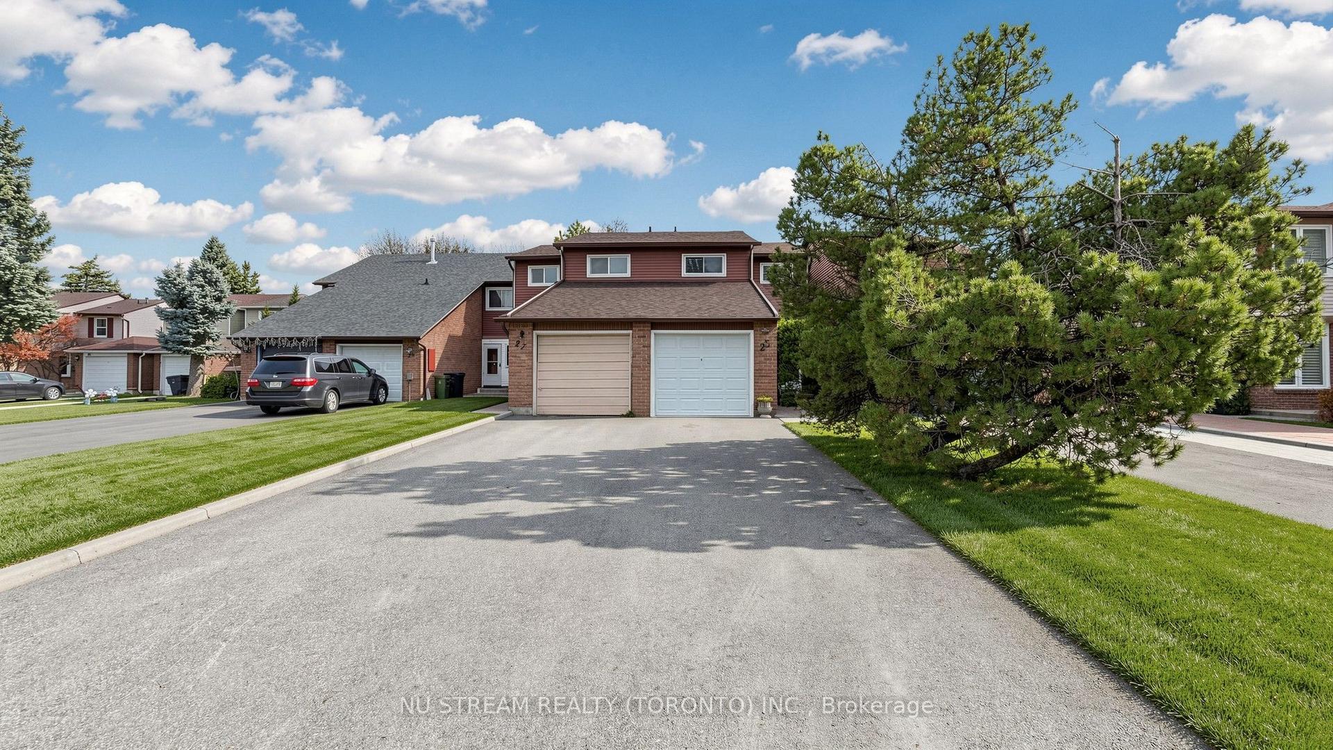 25 Treetops Court, Toronto — Semi-Detached for sale, photo 1