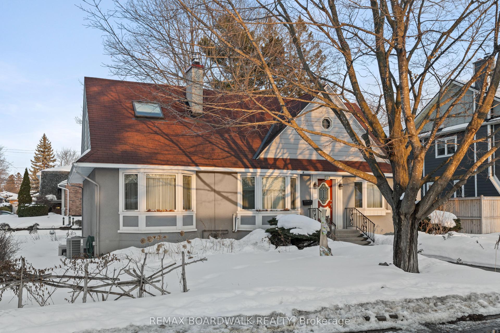 961 Kingsmere Avenue — photo 1