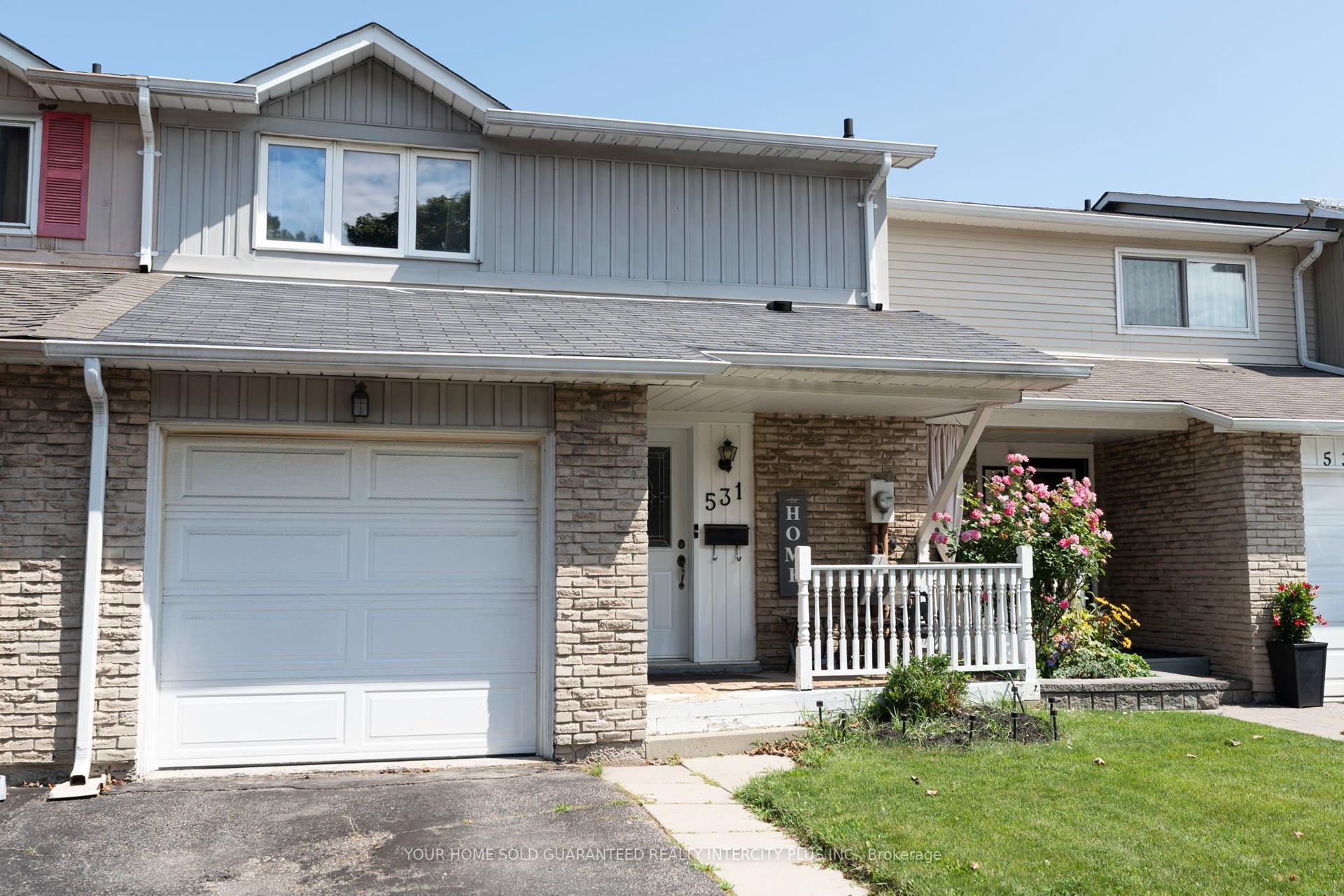 531 Dorchester Drive, Oshawa — Townhouse for sale, photo 1