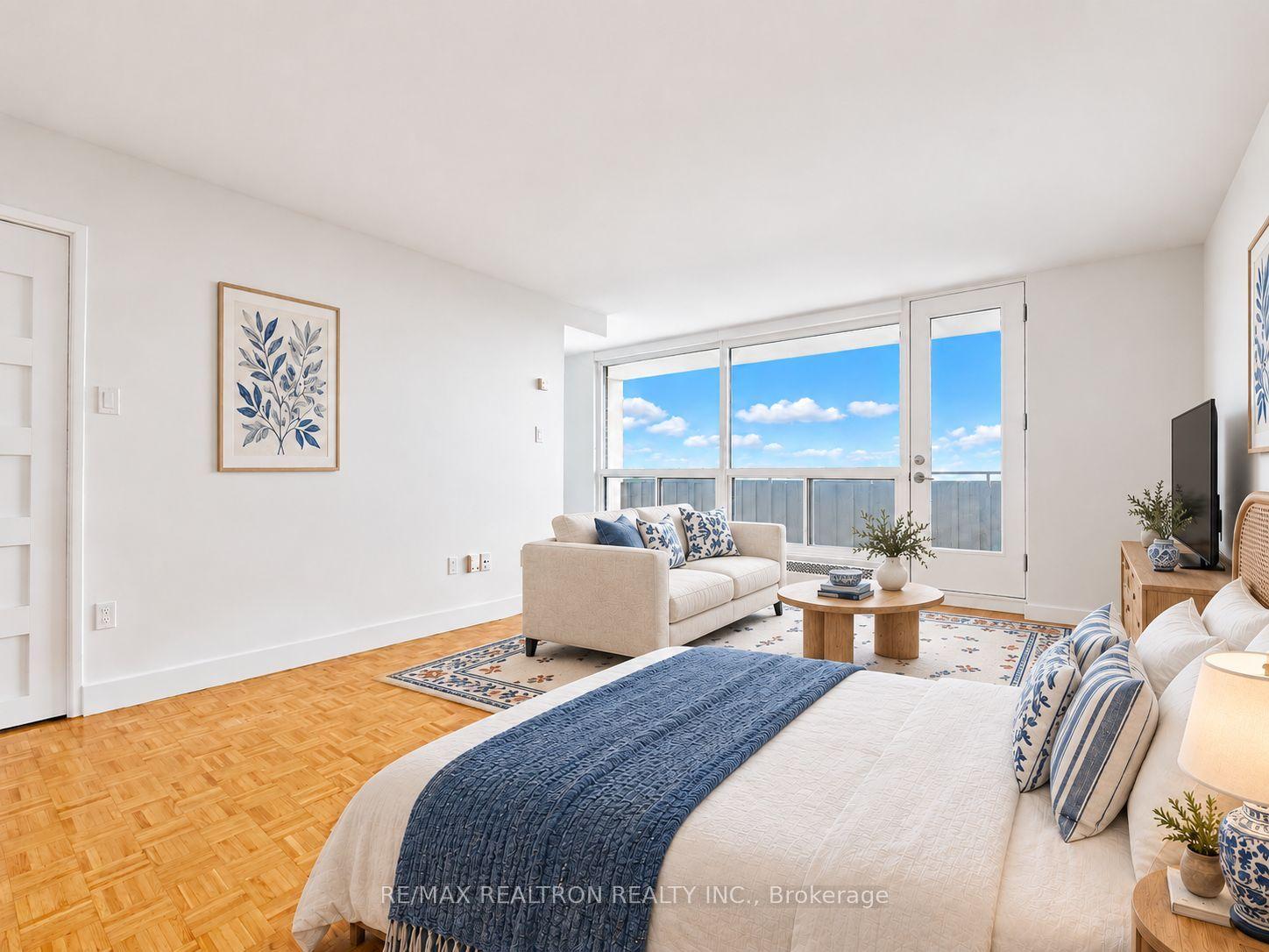 666 Spadina Avenue 2414 #2414, Toronto — Condo for lease, photo 1