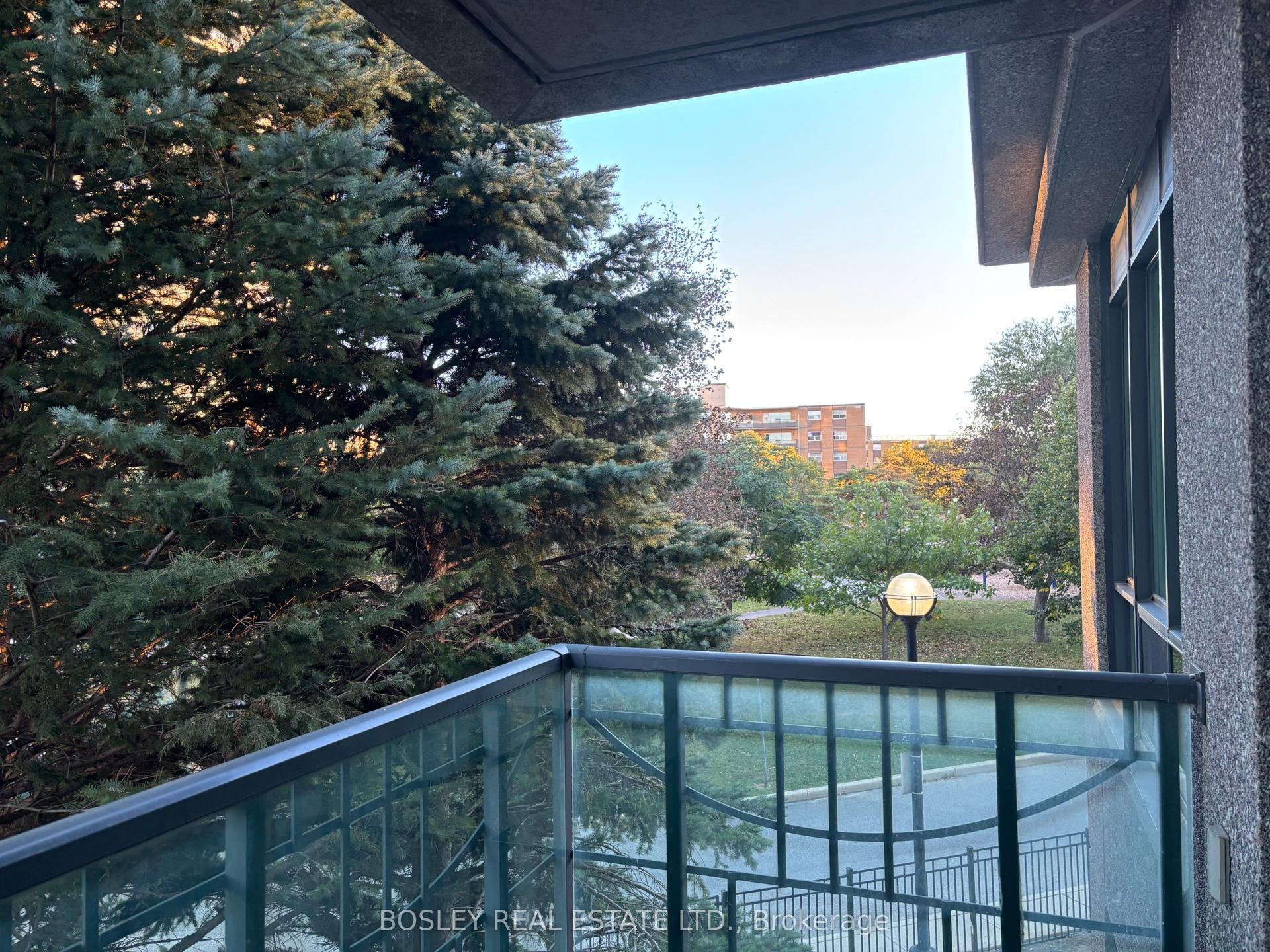 38 Fontenay Court 207 #207, Toronto — Condo for lease, photo 1