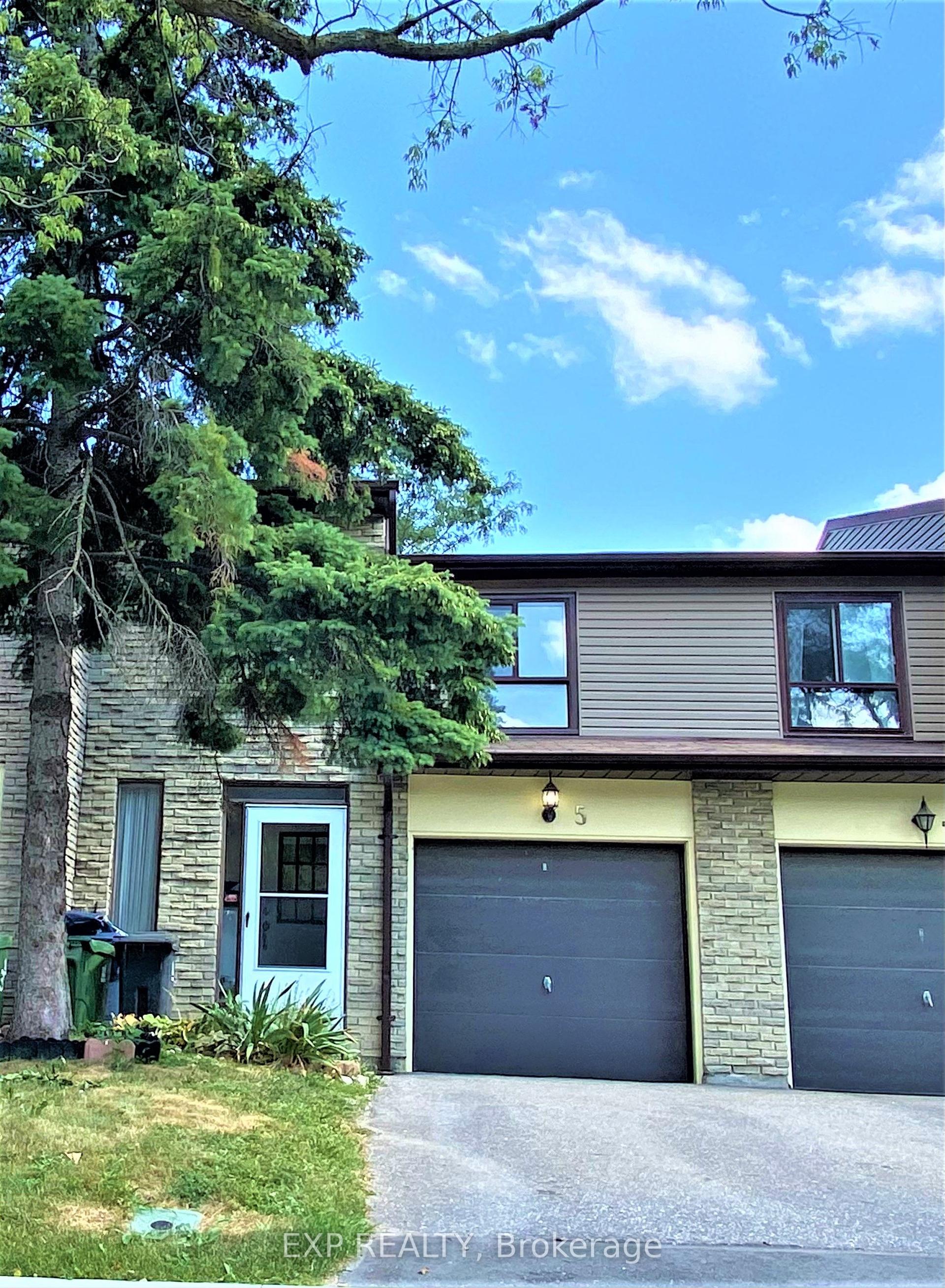 5 Thunder Grove — photo 1