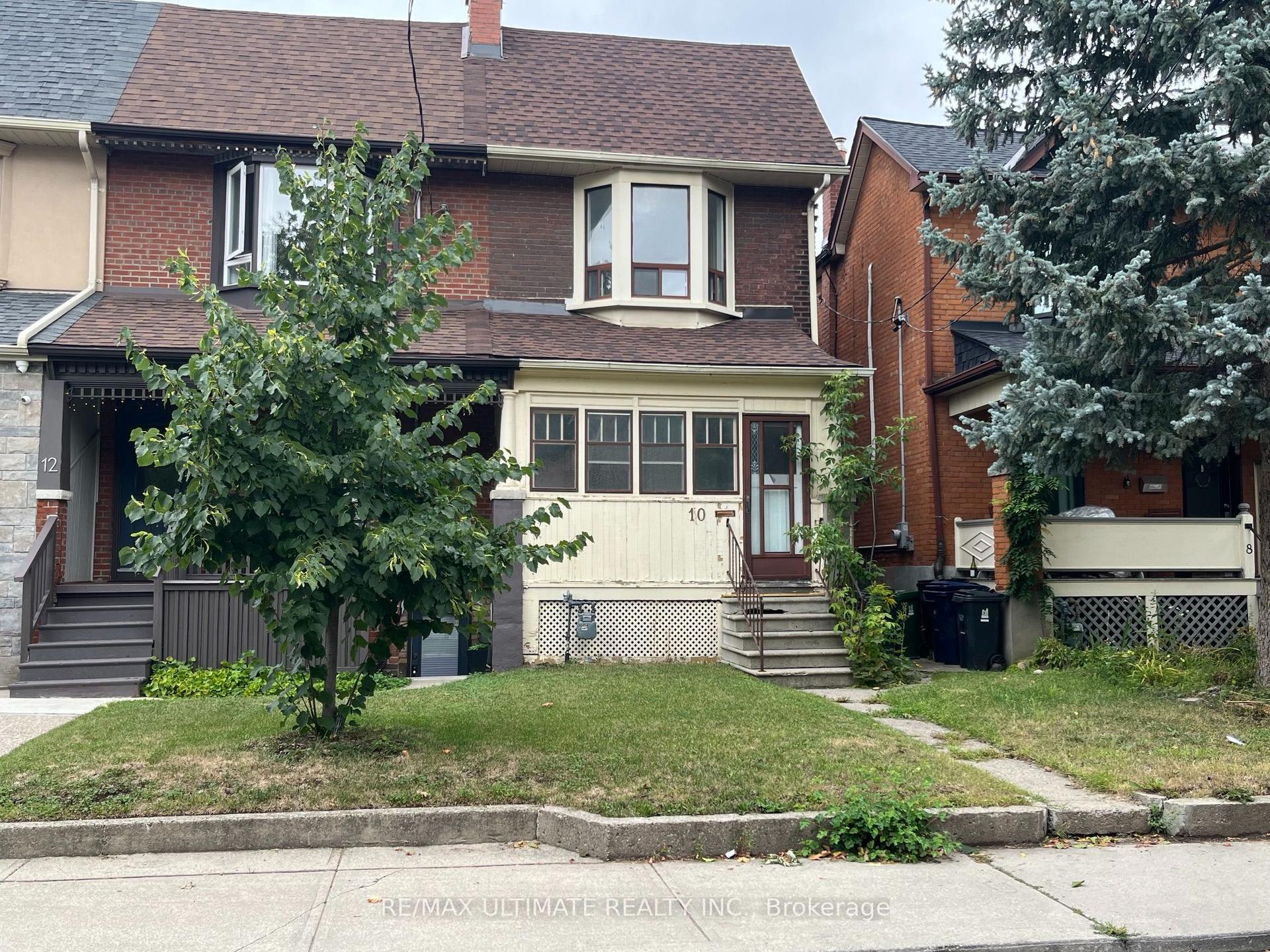 10 Hibernia Avenue Upper #Upper, Toronto — Townhouse for lease, photo 1
