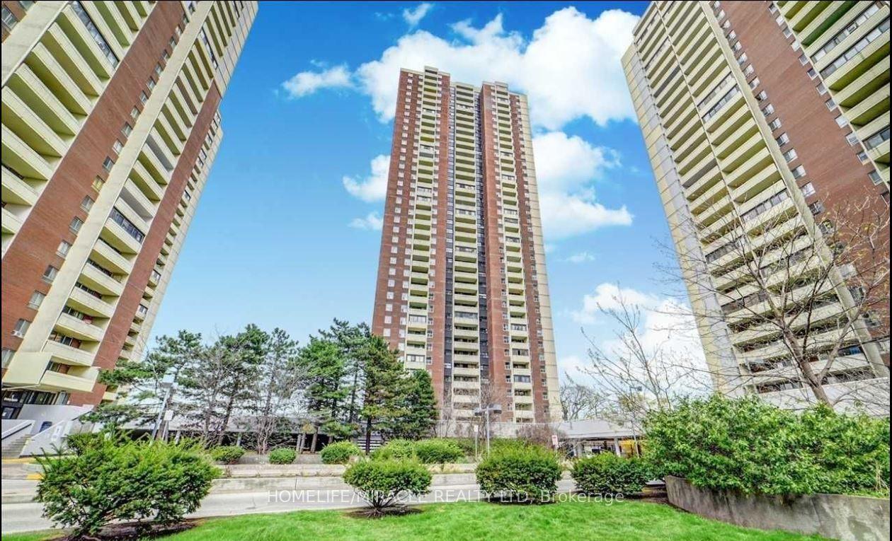 1 Massey Square 1009 #1009 — photo 1