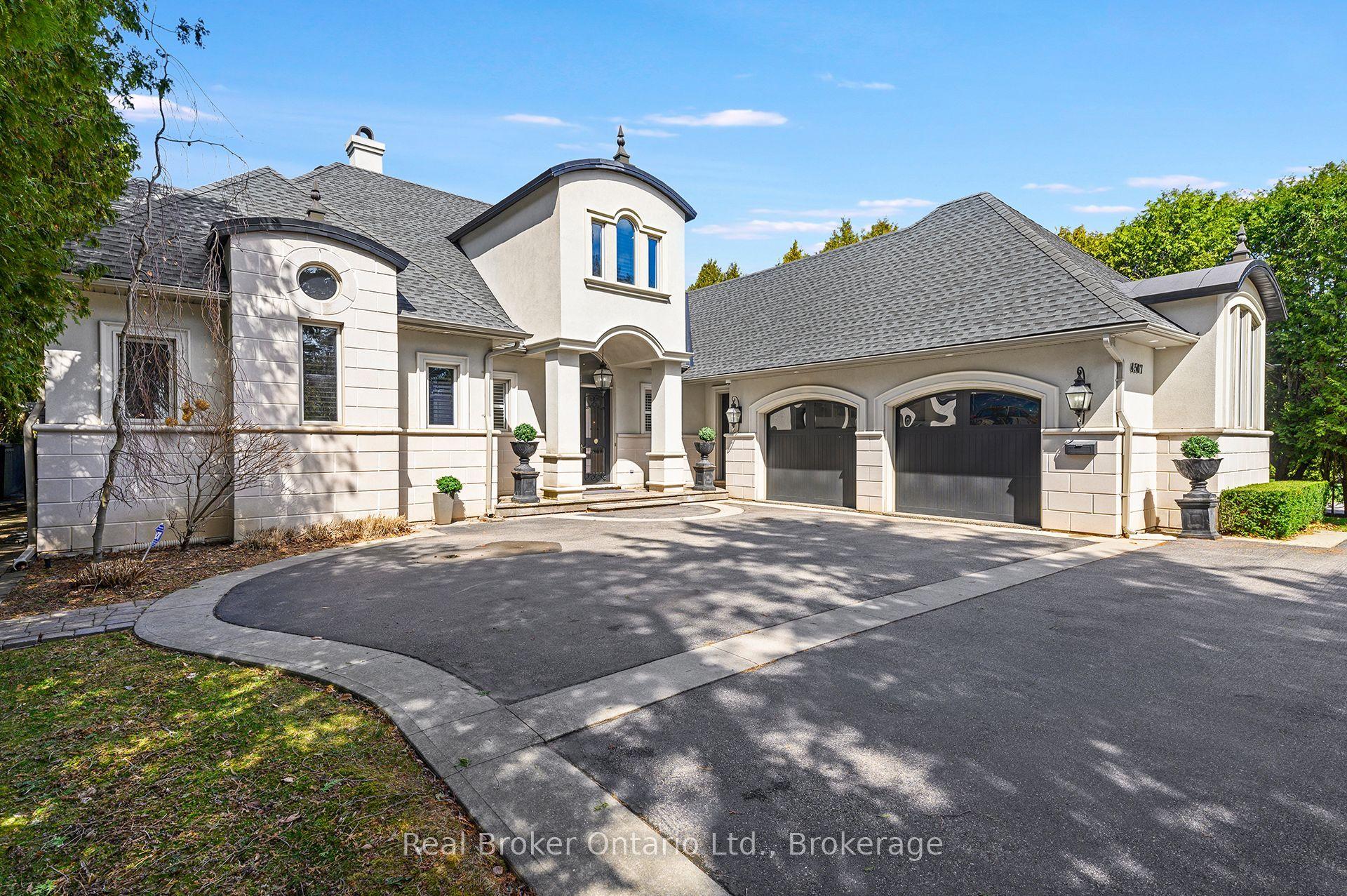 4507 Lakeshore Road — photo 1