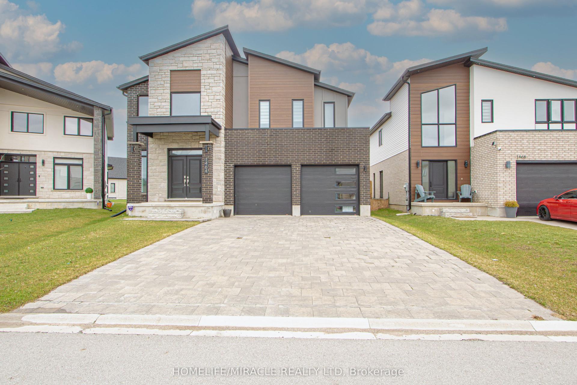 1464 Medway Park Drive — photo 1