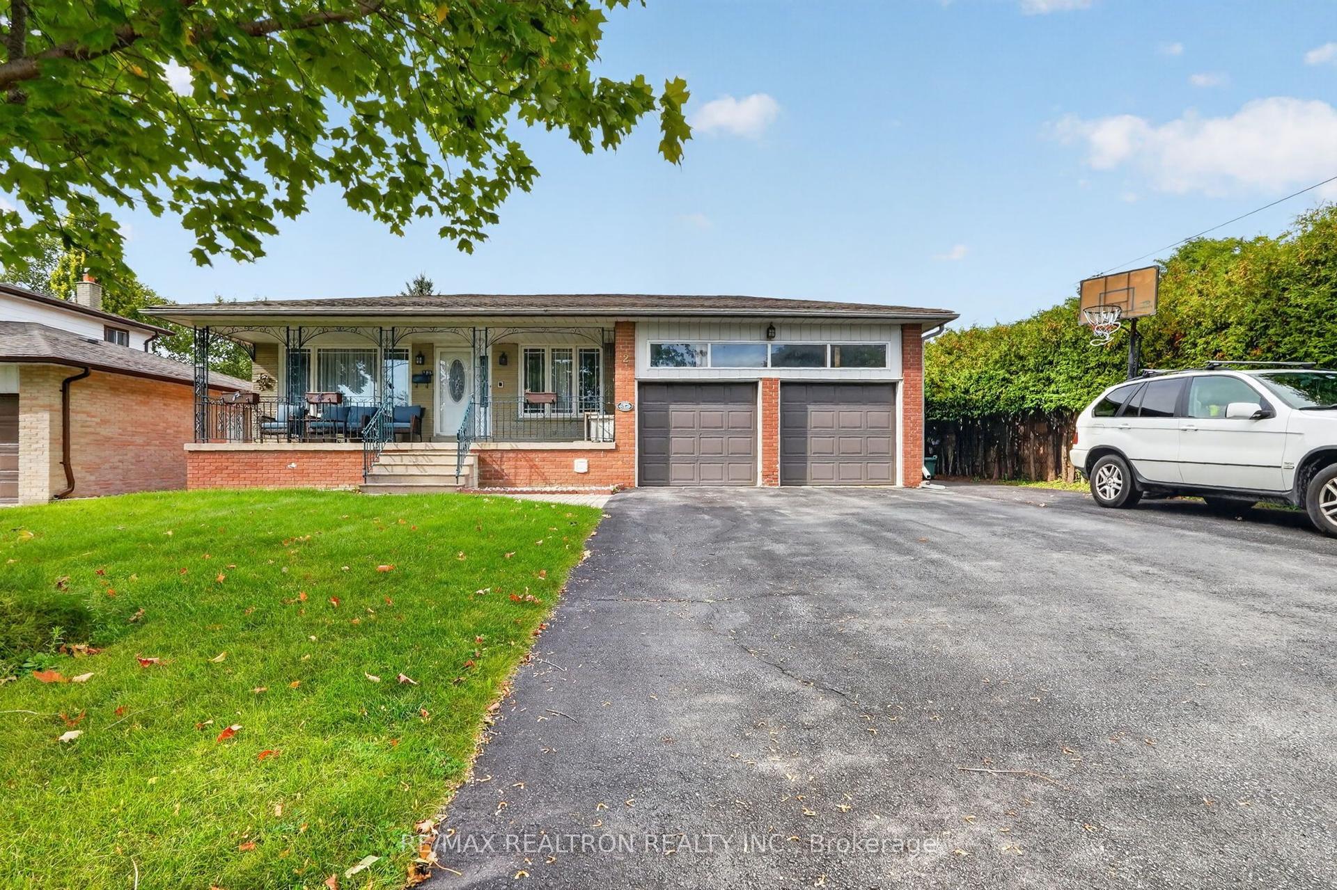 2 Captain Armstrong Lane, Markham — Detached for sale, photo 1