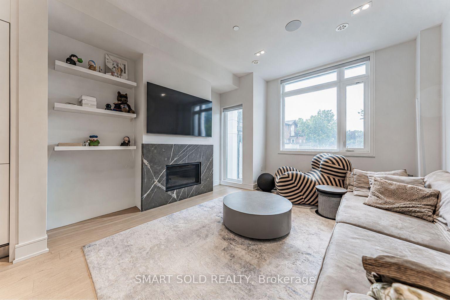 9 Flax Field Lane, Toronto — Townhouse for lease, photo 1