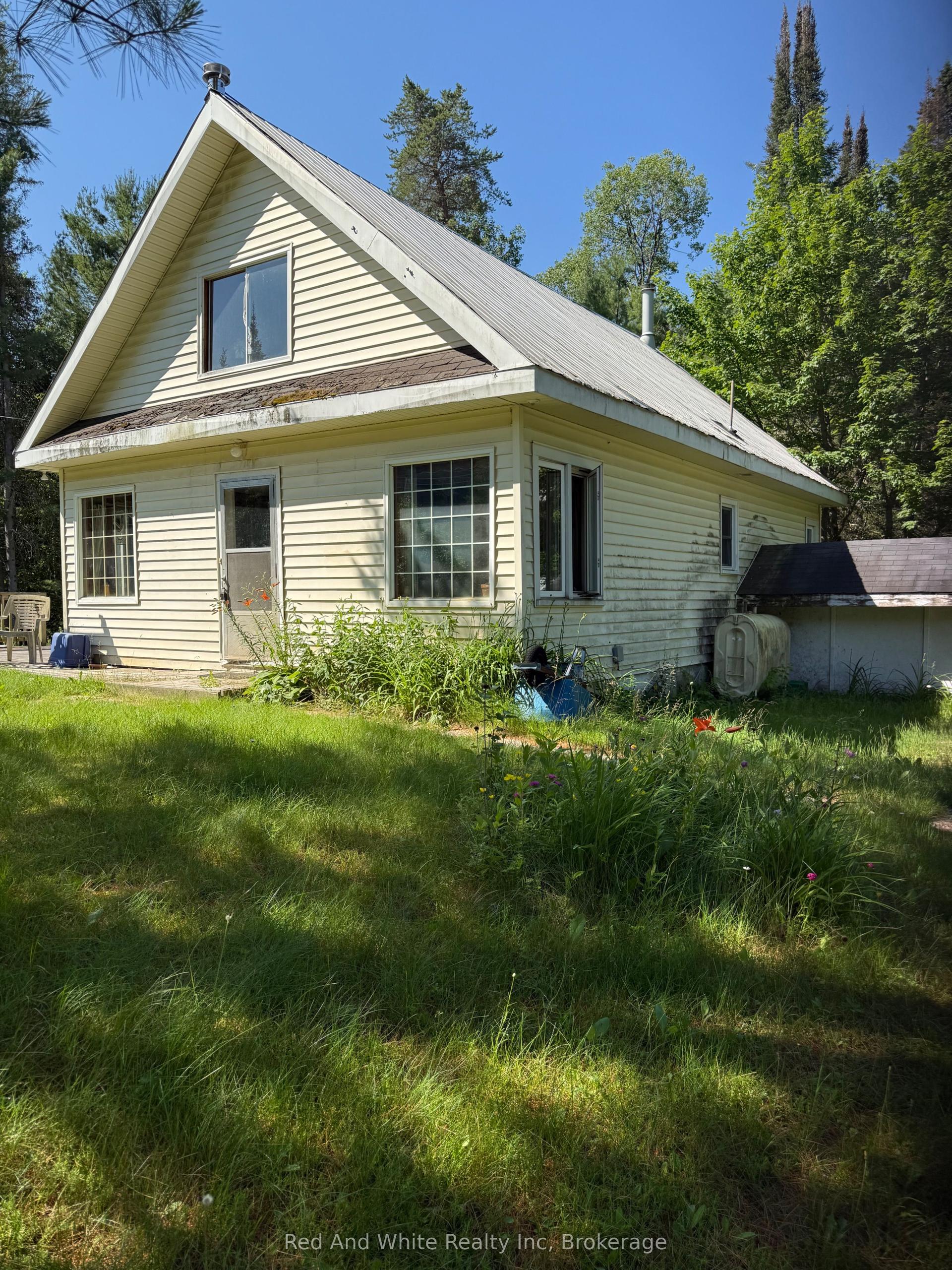 944 Hwy 592 Highway N, Perry — Detached for sale, photo 1
