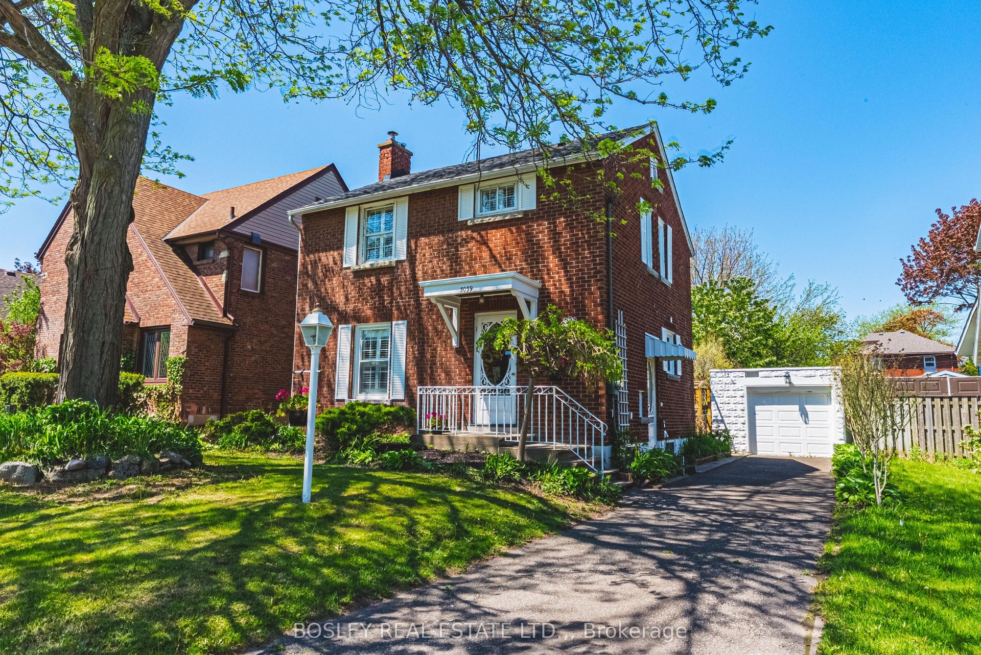 5039 VALLEY Way, Niagara Falls — Detached for sale, photo 1