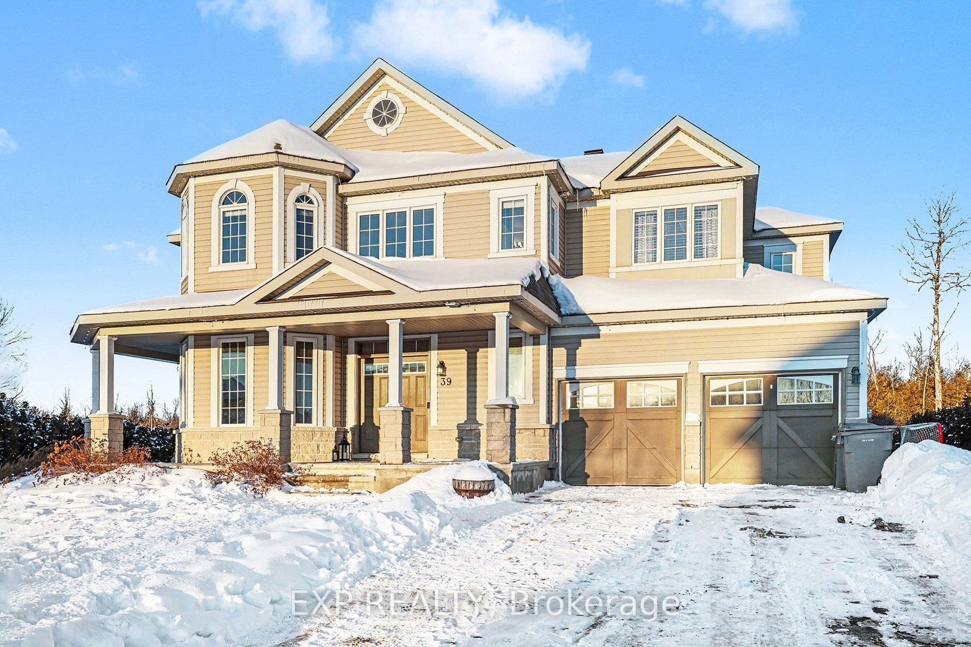 39 White Tail Drive — photo 1