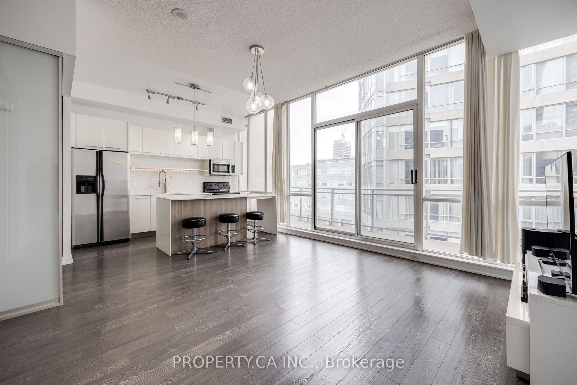 220 Victoria Street Ph2104 #Ph2104 — photo 1