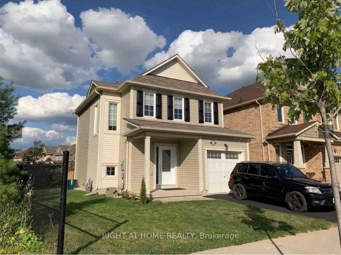 829 Farmstead Drive — photo 1