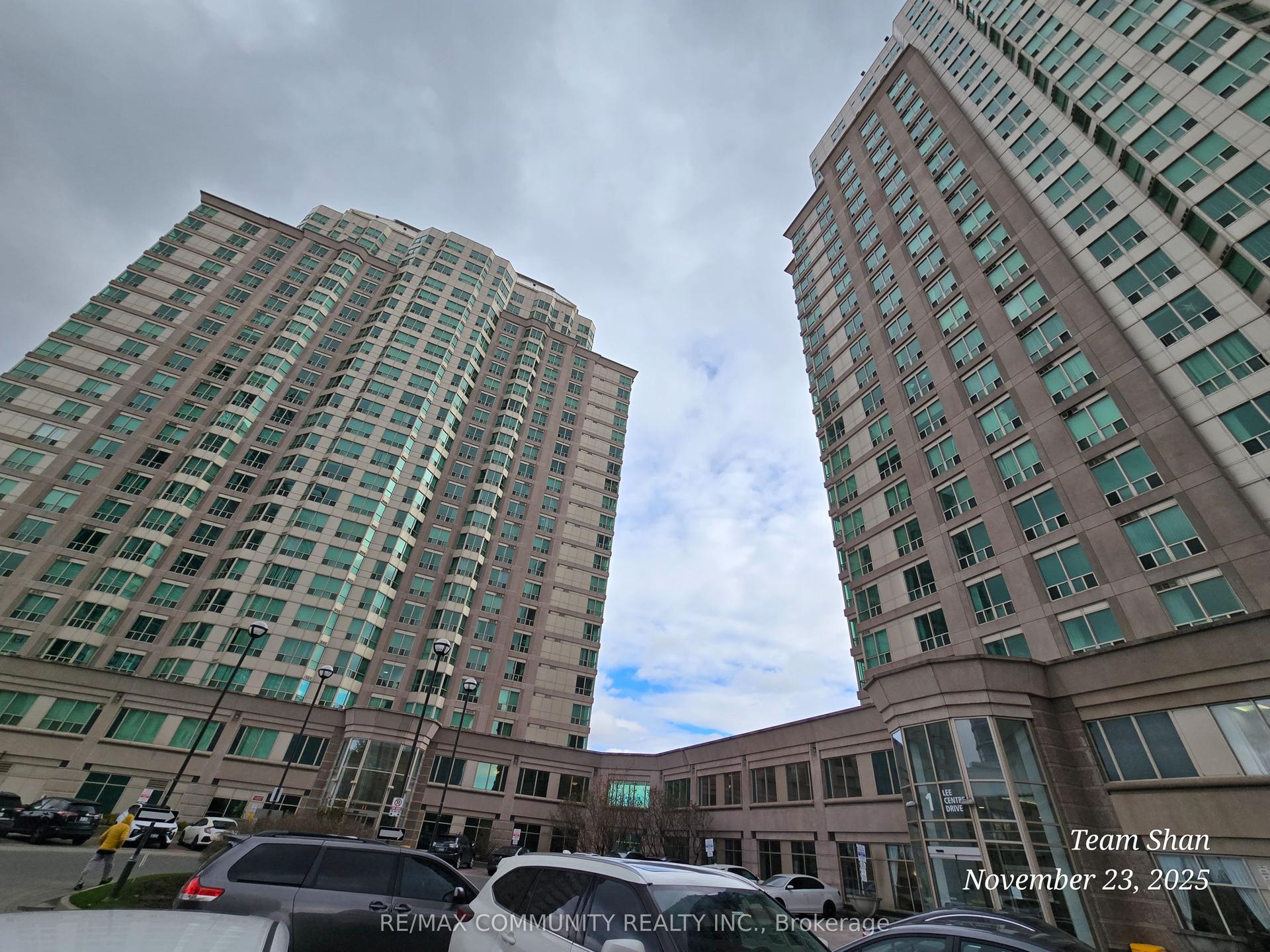 1 Lee Centre Drive PH302 #PH302 — photo 1