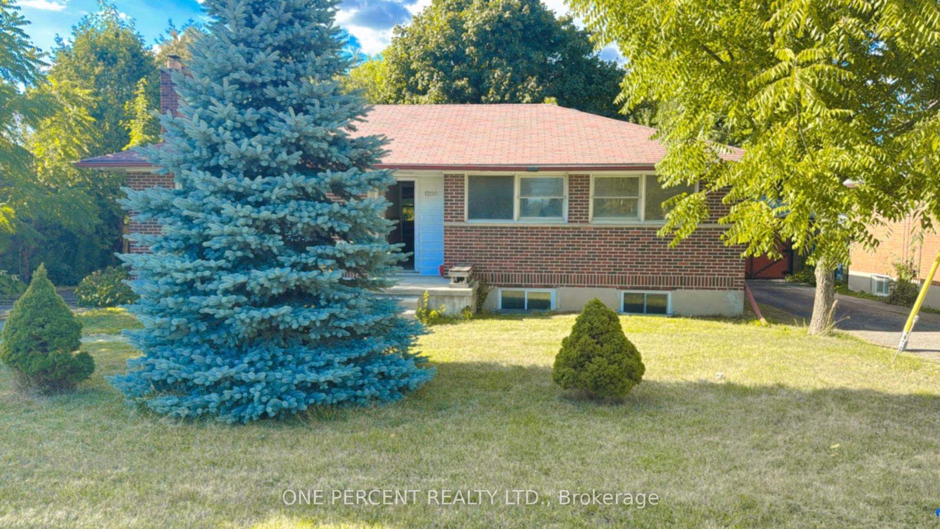 1200 Huron Street — photo 1