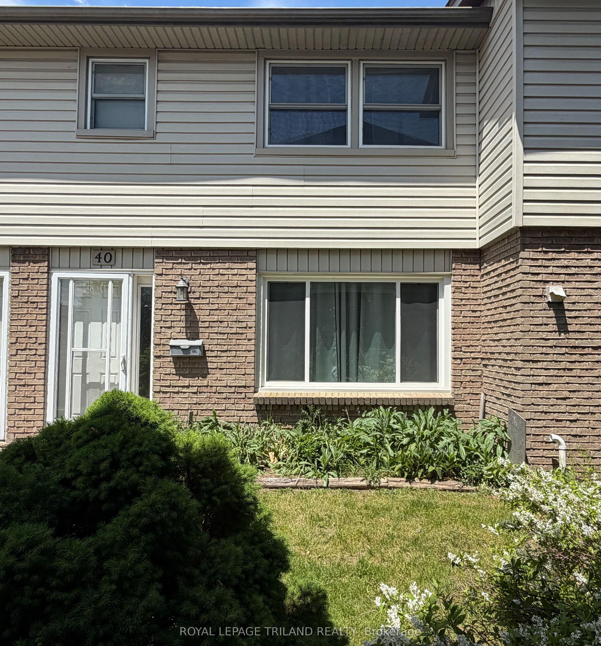 690 Little Grey Street 40 #40 — photo 1