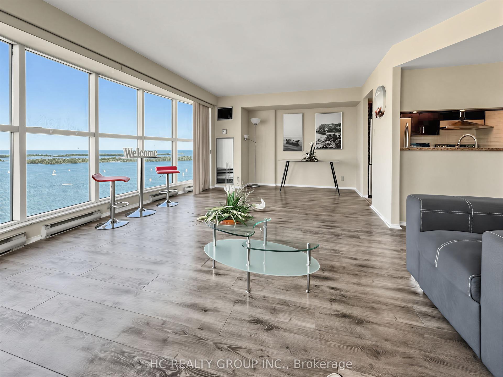 99 Harbour Square 3902 #3902, Toronto — Condo for sale, photo 1