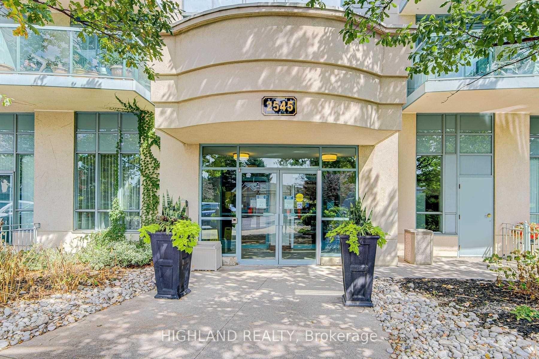 2545 Erin Centre Boulevard 1411 #1411 — photo 1