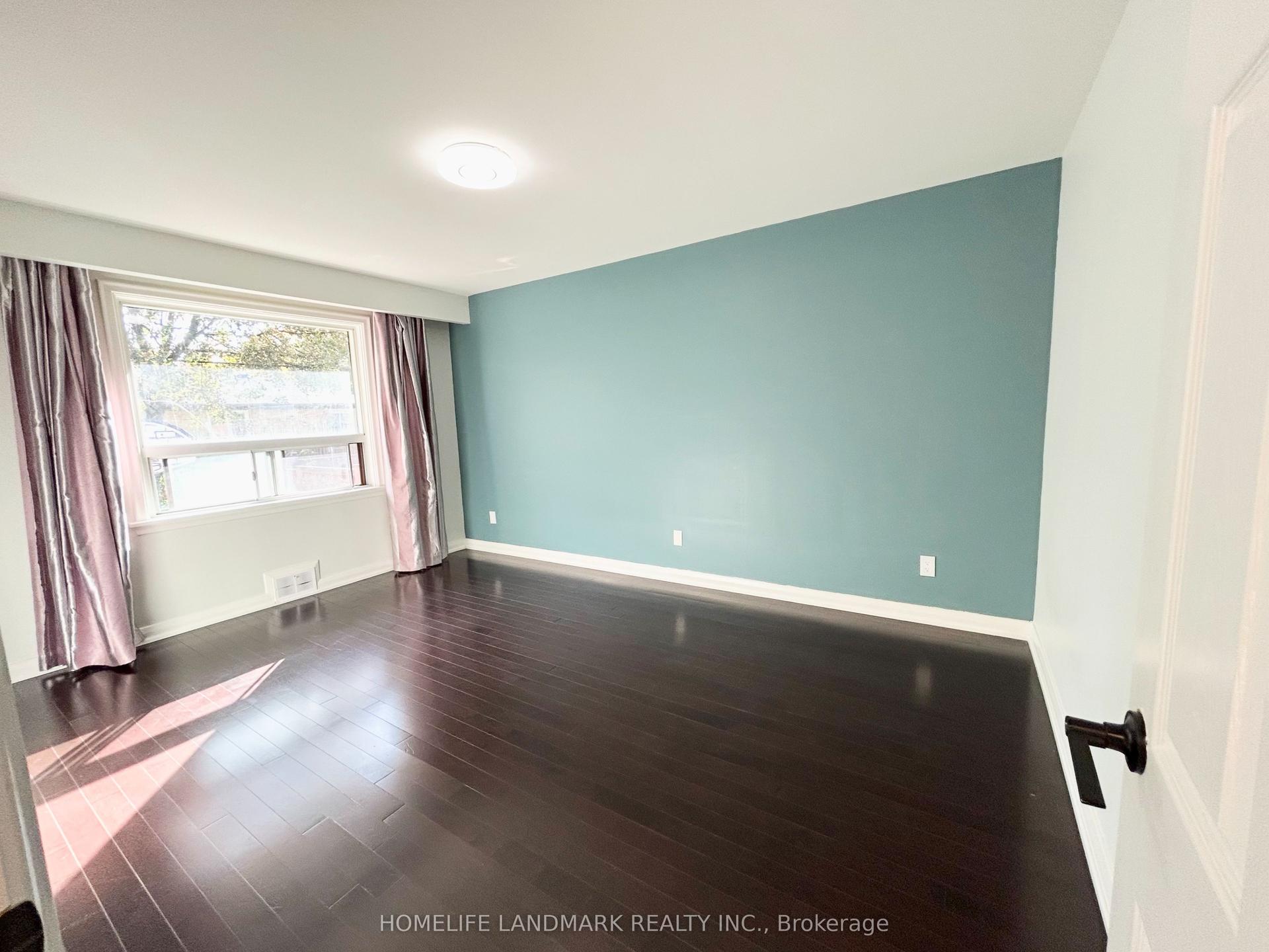 77 Searle Avenue, Toronto — Detached for lease, photo 1