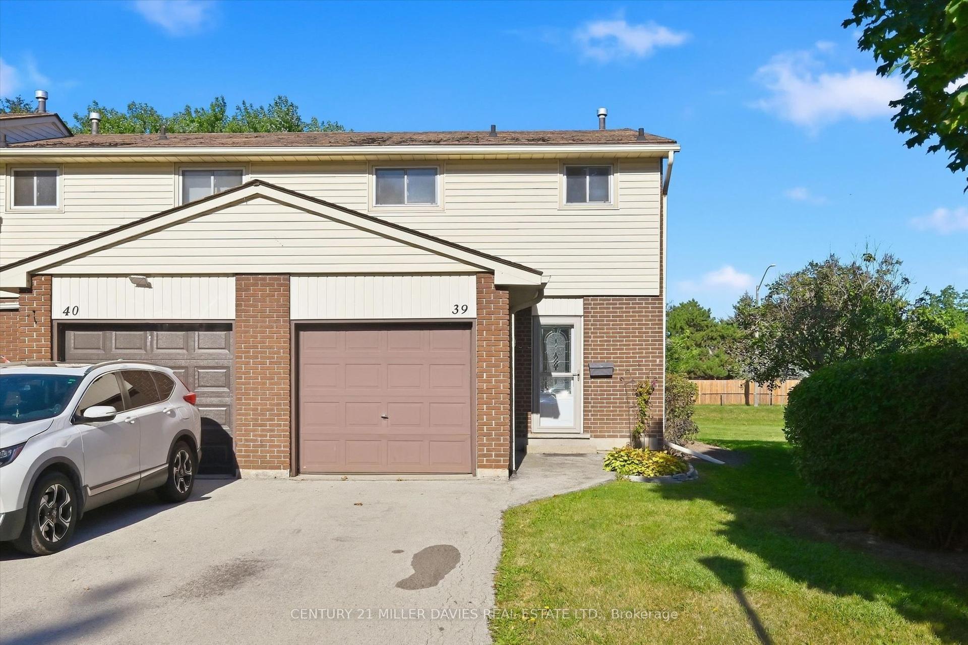 1350 E Limeridge Road 39 #39, Hamilton — Condo Town for lease, photo 1